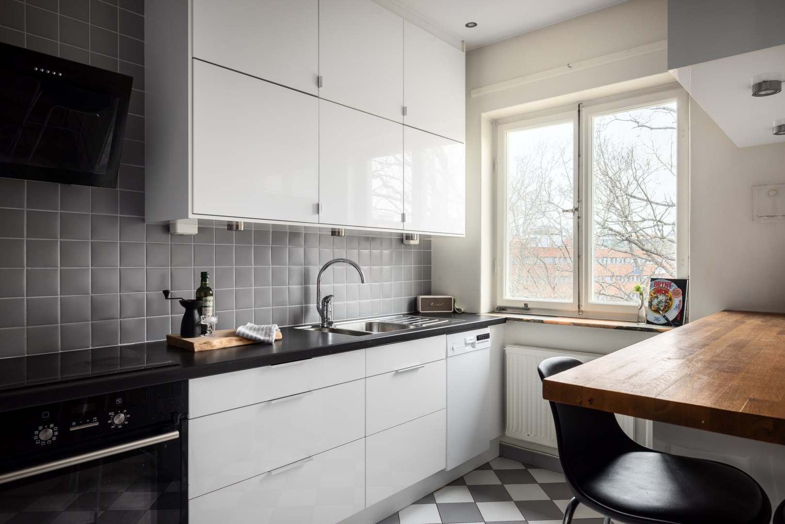 Bostadsbild från Ugglevägen 5B, Såld i Ektorp, Nacka