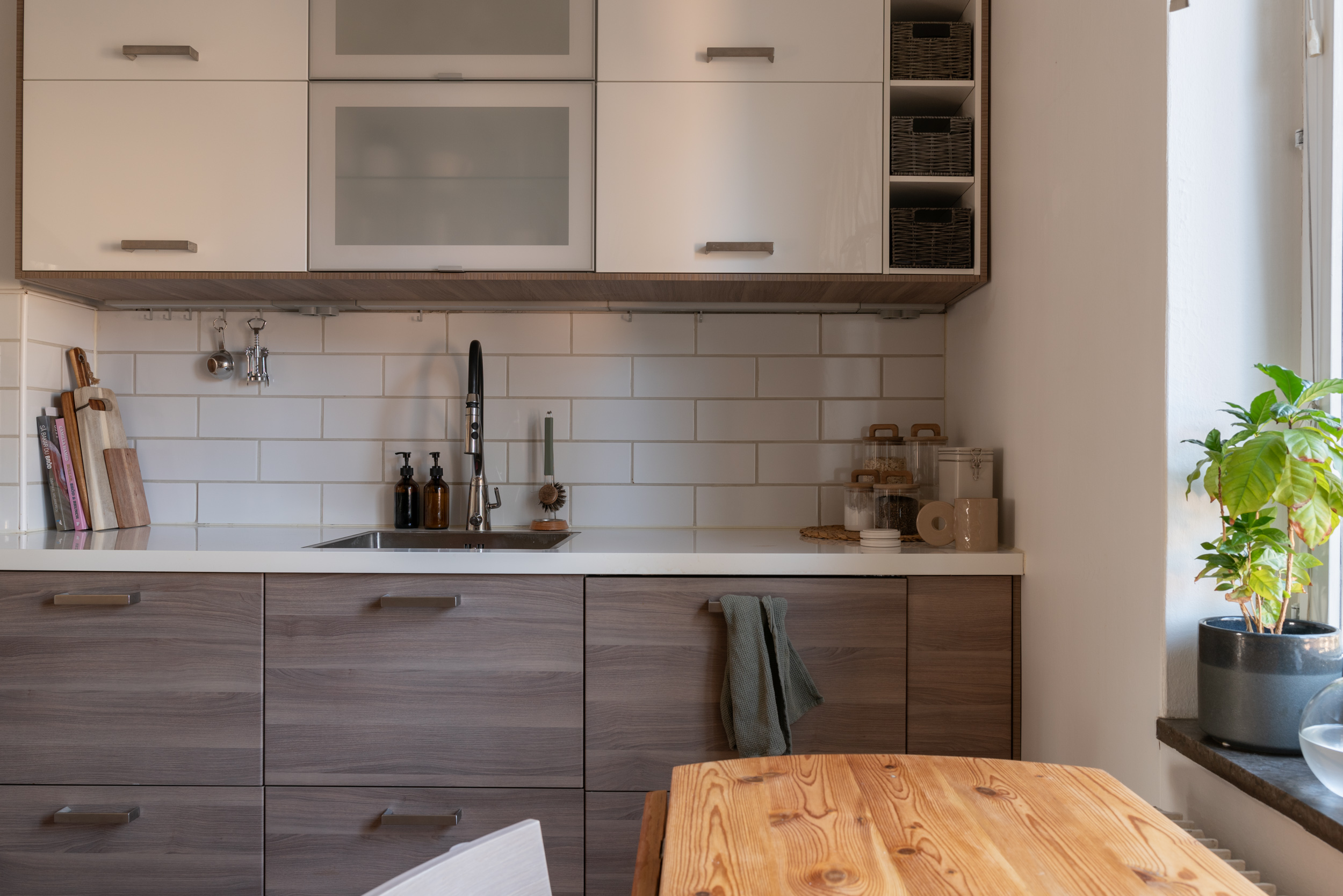 Bostadsbild från Källhagsgatan 1i, Kommande i Haga, Västerås