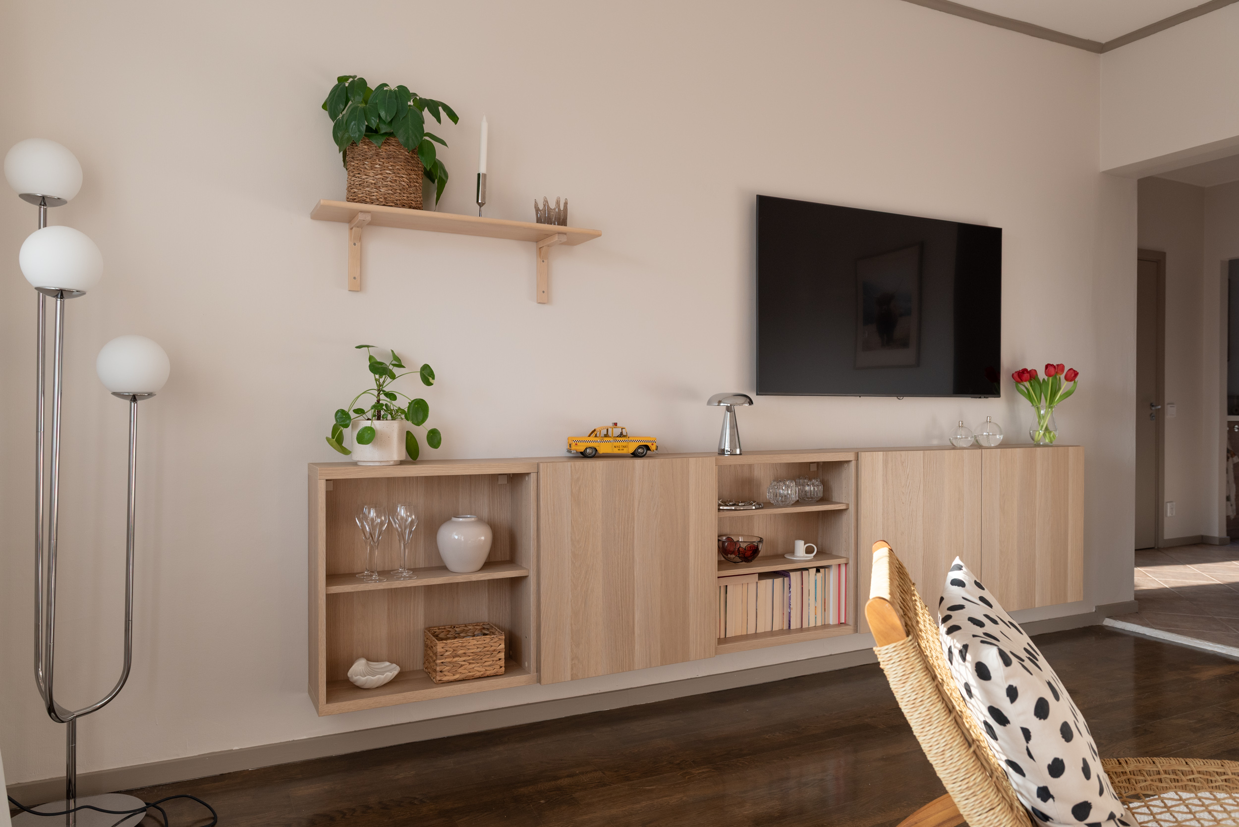 Bostadsbild från Källhagsgatan 1i, Kommande i Haga, Västerås