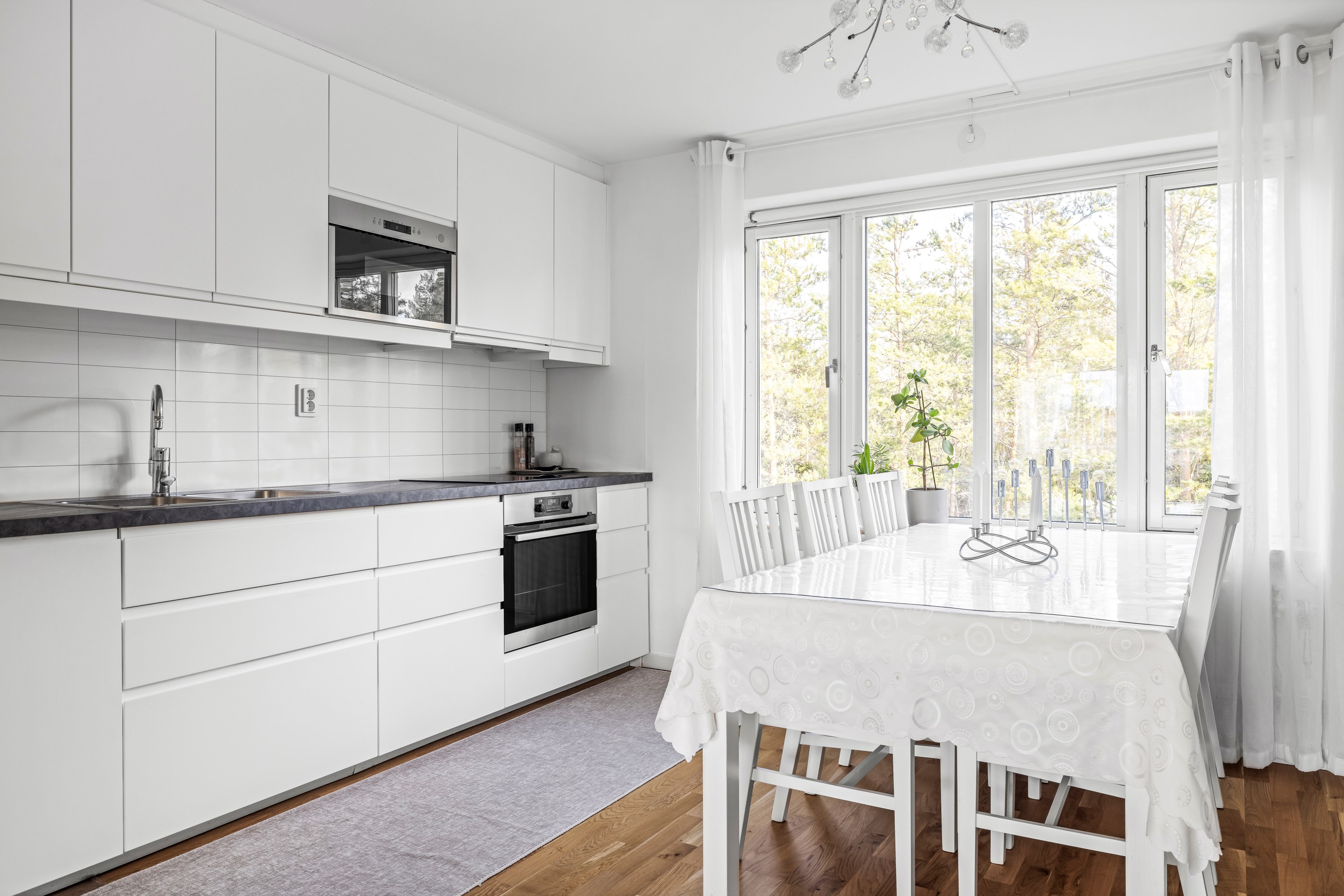 Bostadsbild från Herrhagsvägen 405, Såld i Herrhagen, Uppsala