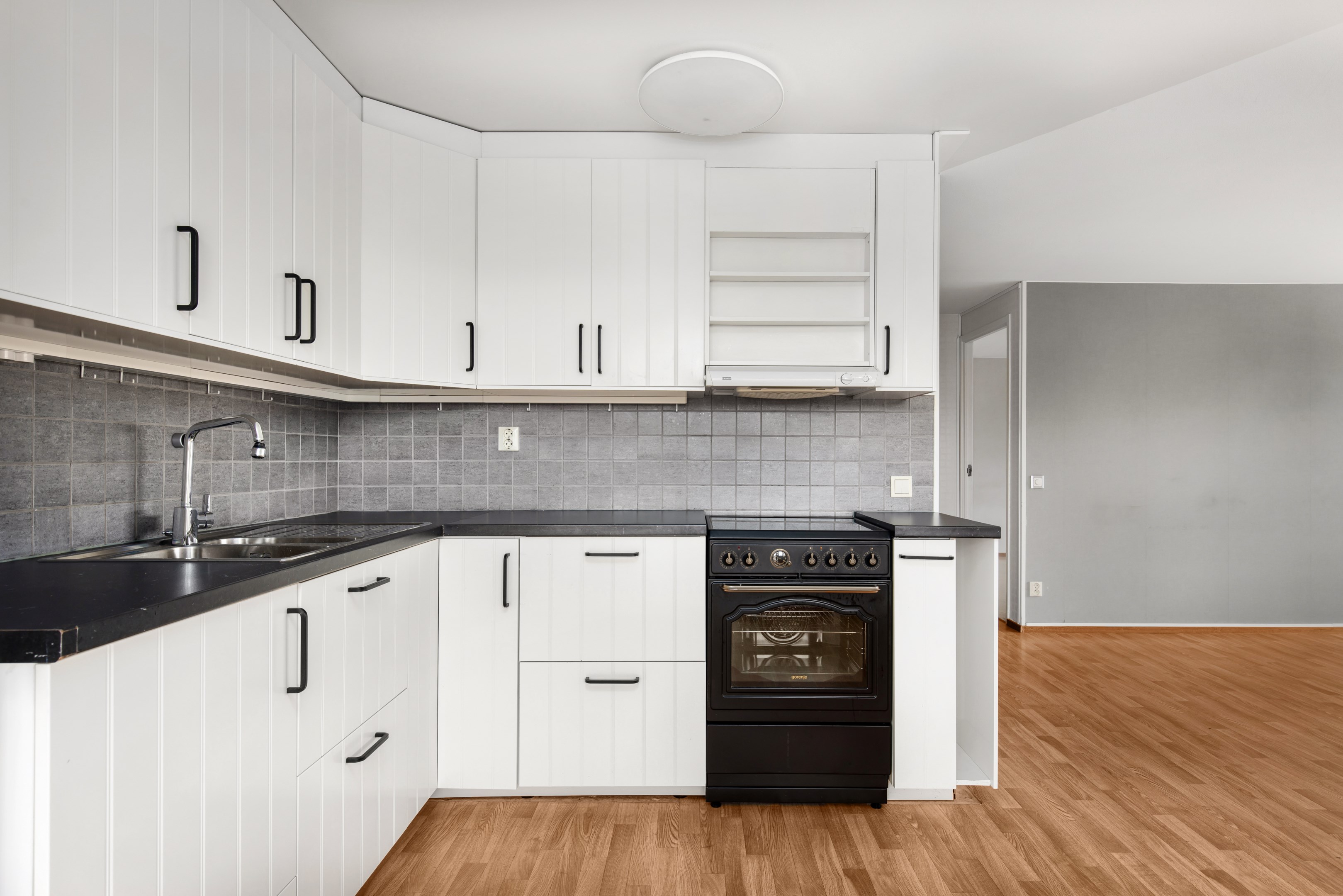 Bostadsbild från Gribbylunds torg 7A, Såld i , Täby