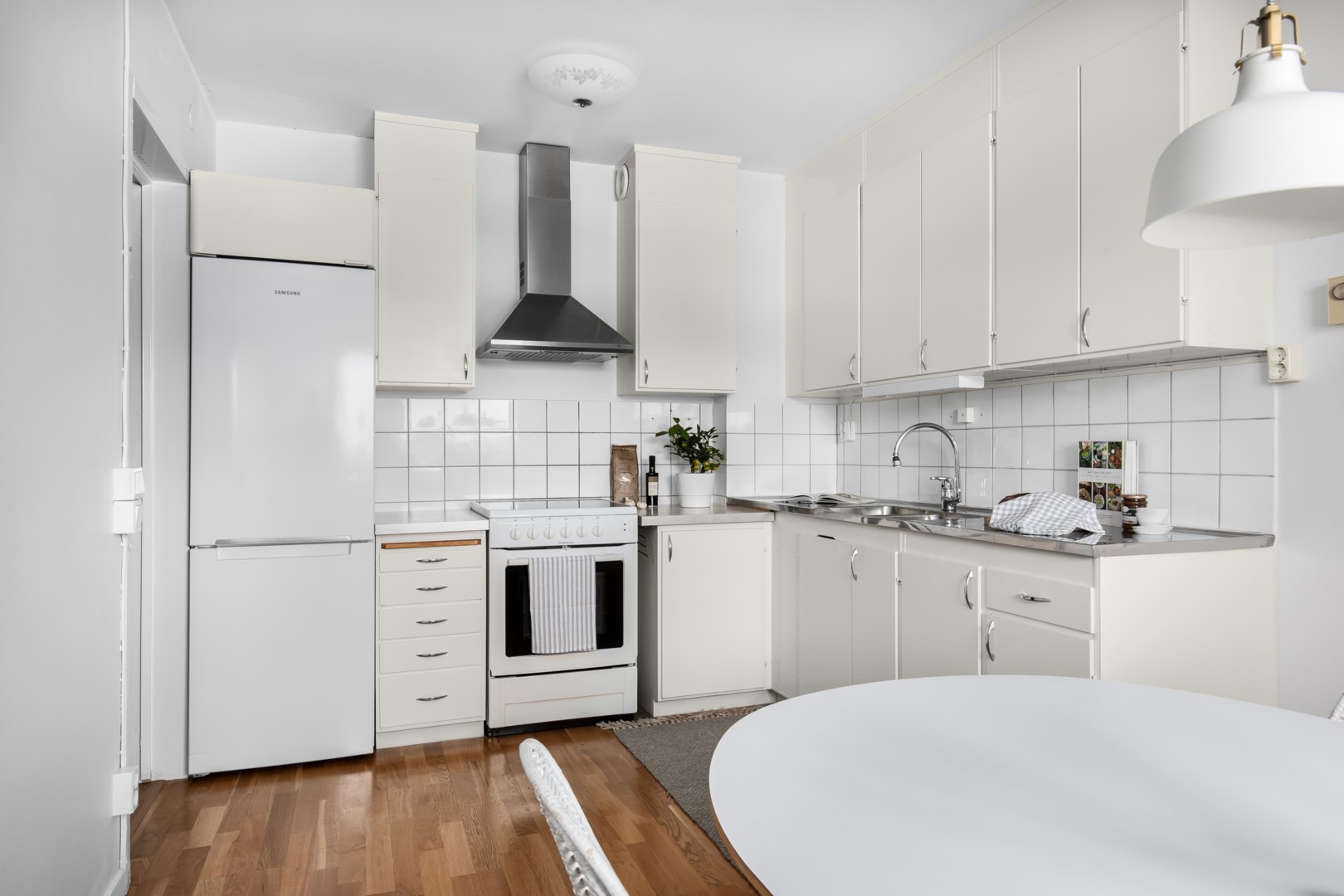 Bostadsbild från Torggatan 4B, 3tr, Såld i Saltsjöbaden, Nacka