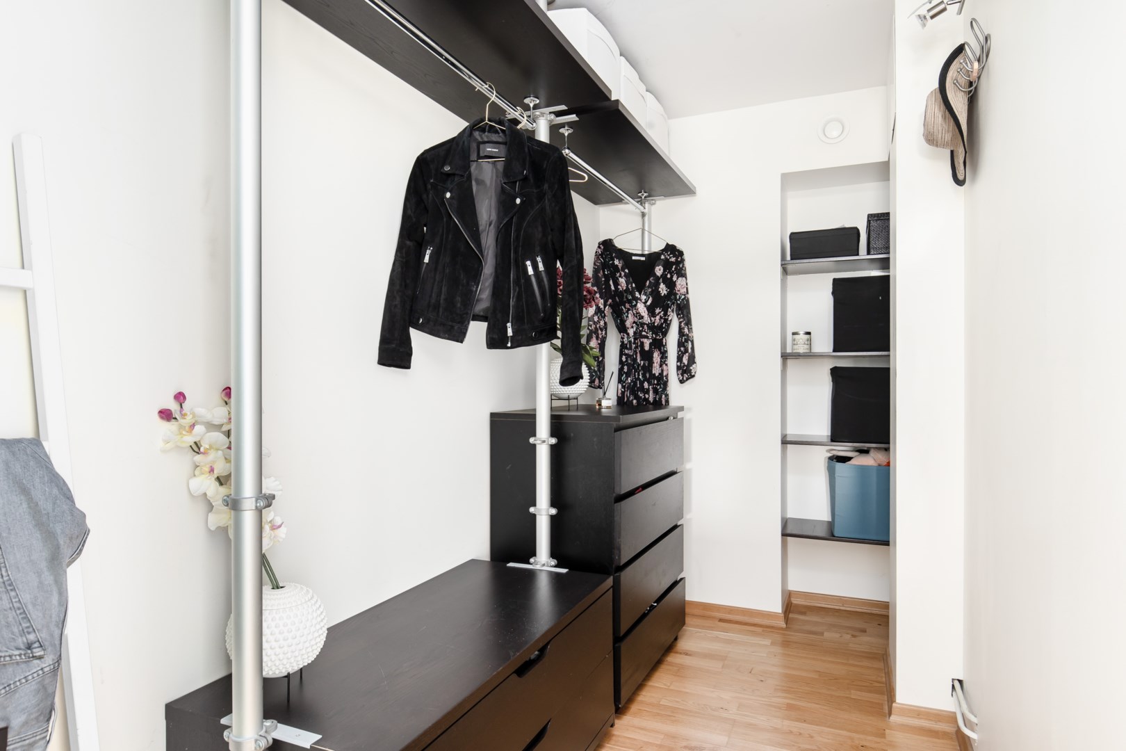 Bostadsbild från Kantatvägen 3, 2tr, Såld i Nacka Forum, Nacka