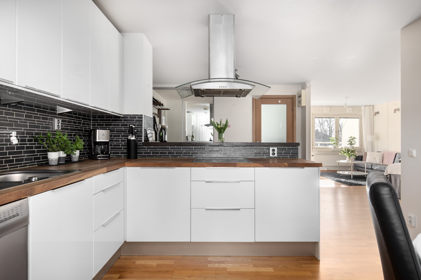 Bostadsbild från Kantatvägen 3, 2tr, Såld i Nacka Forum, Nacka