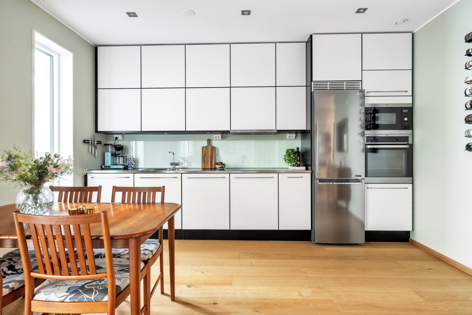 Bostadsbild från Norbyvägen 46A, Såld i Sommarro, Uppsala