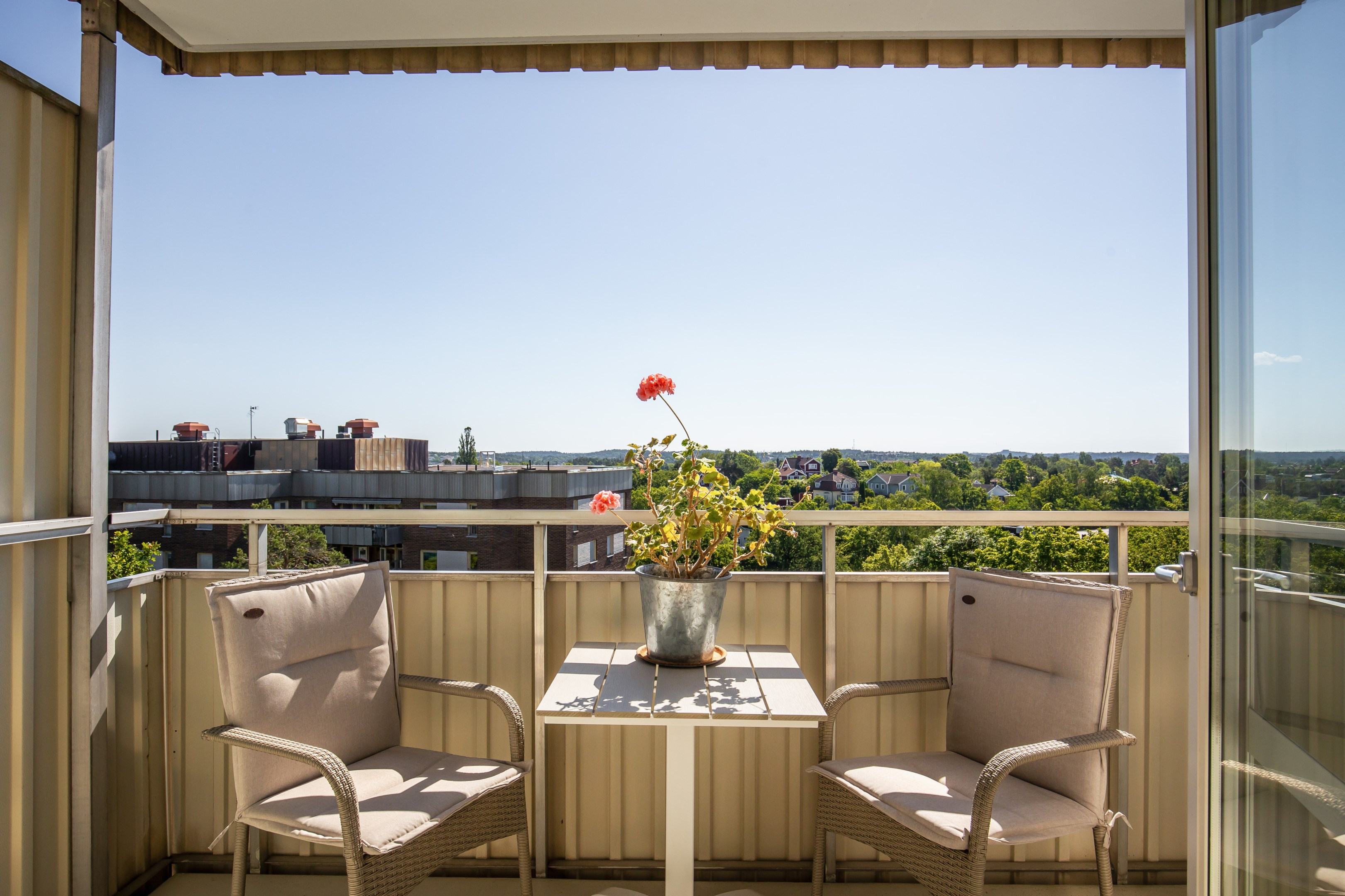 Bostadsbild från Edinsvägen 11, Såld i Ektorp, Nacka