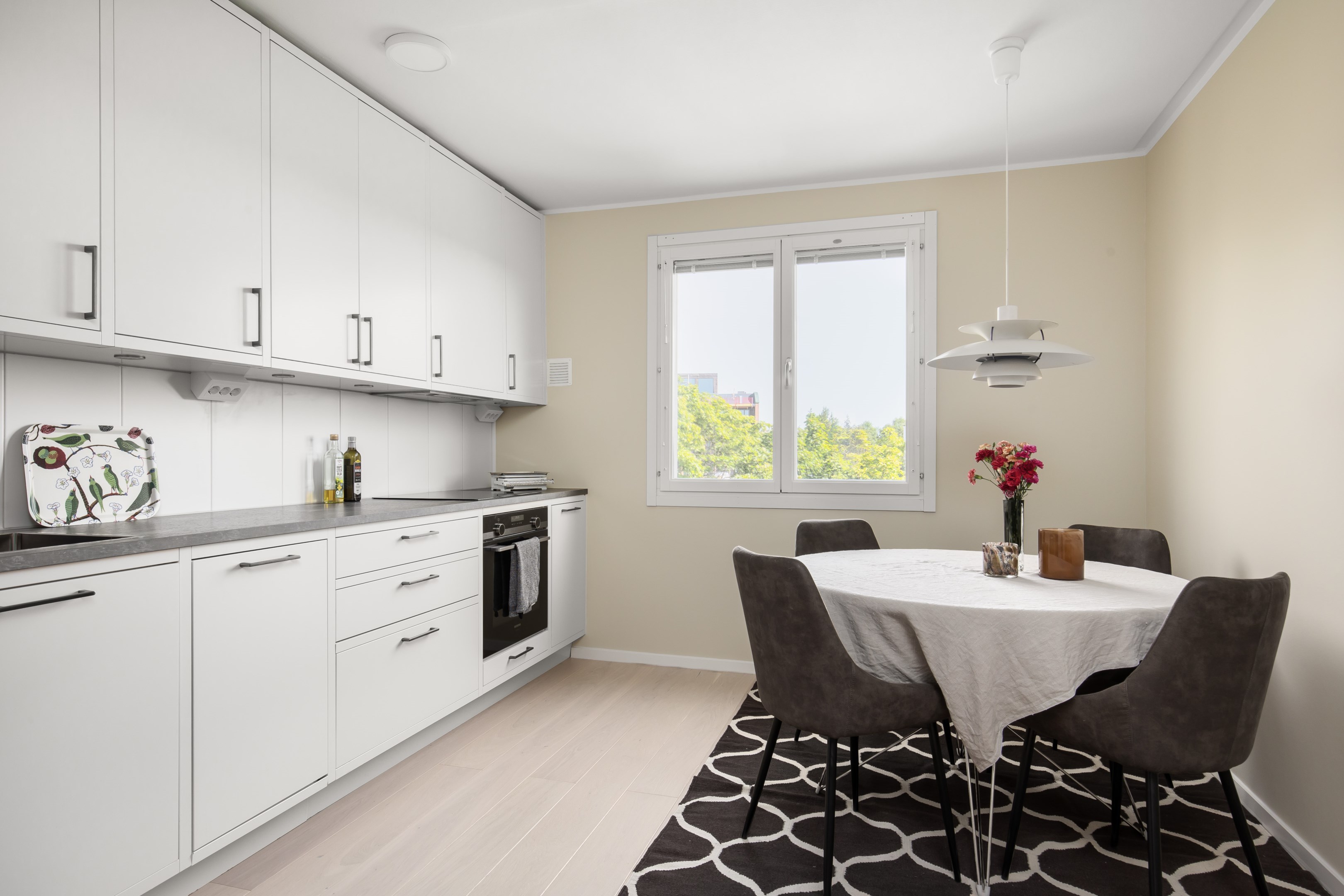 Bostadsbild från Edinsvägen 11, Såld i Ektorp, Nacka