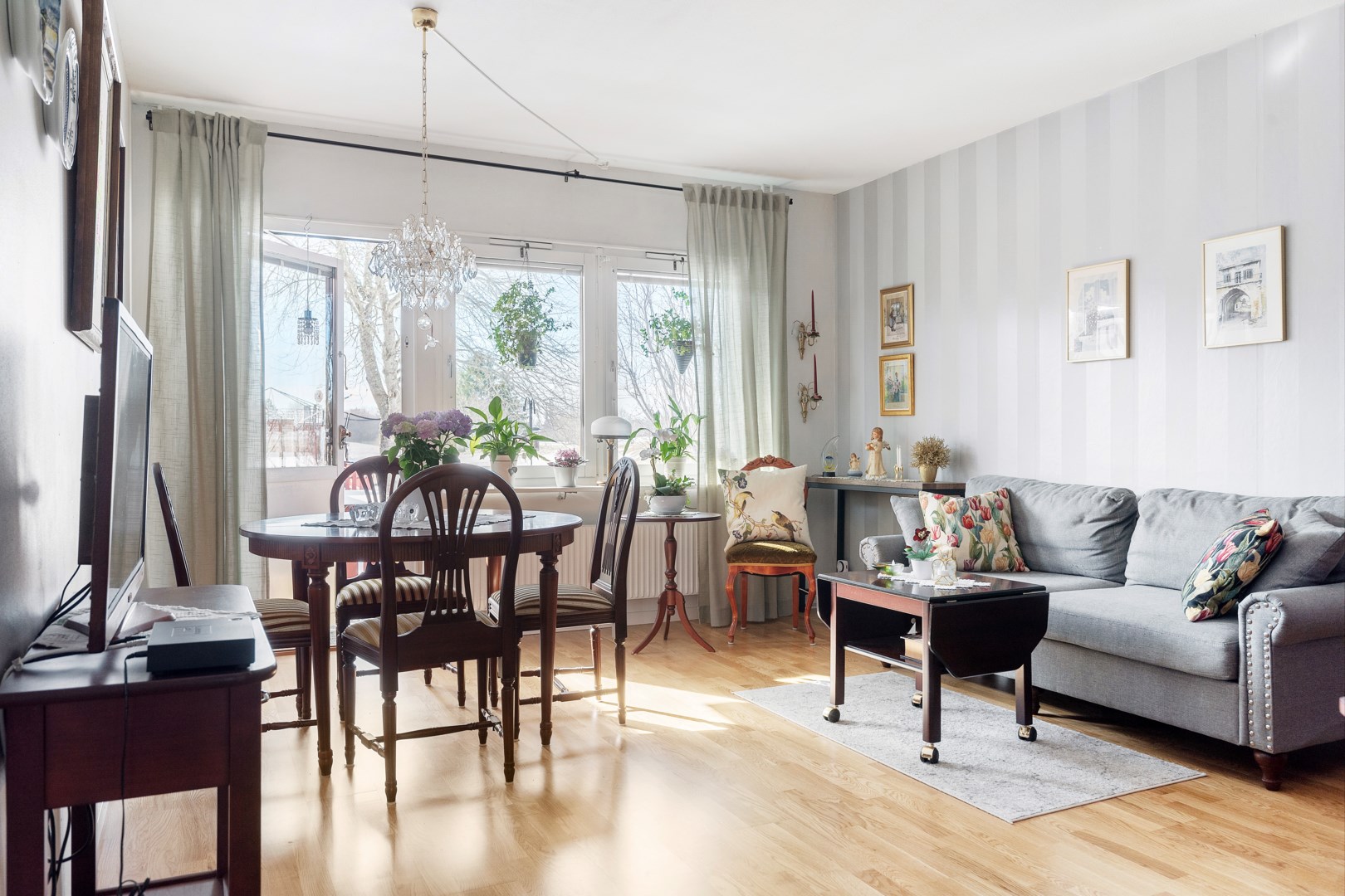 Bostadsbild från Vangsbyvägen 118, Såld i Vänge, Uppsala