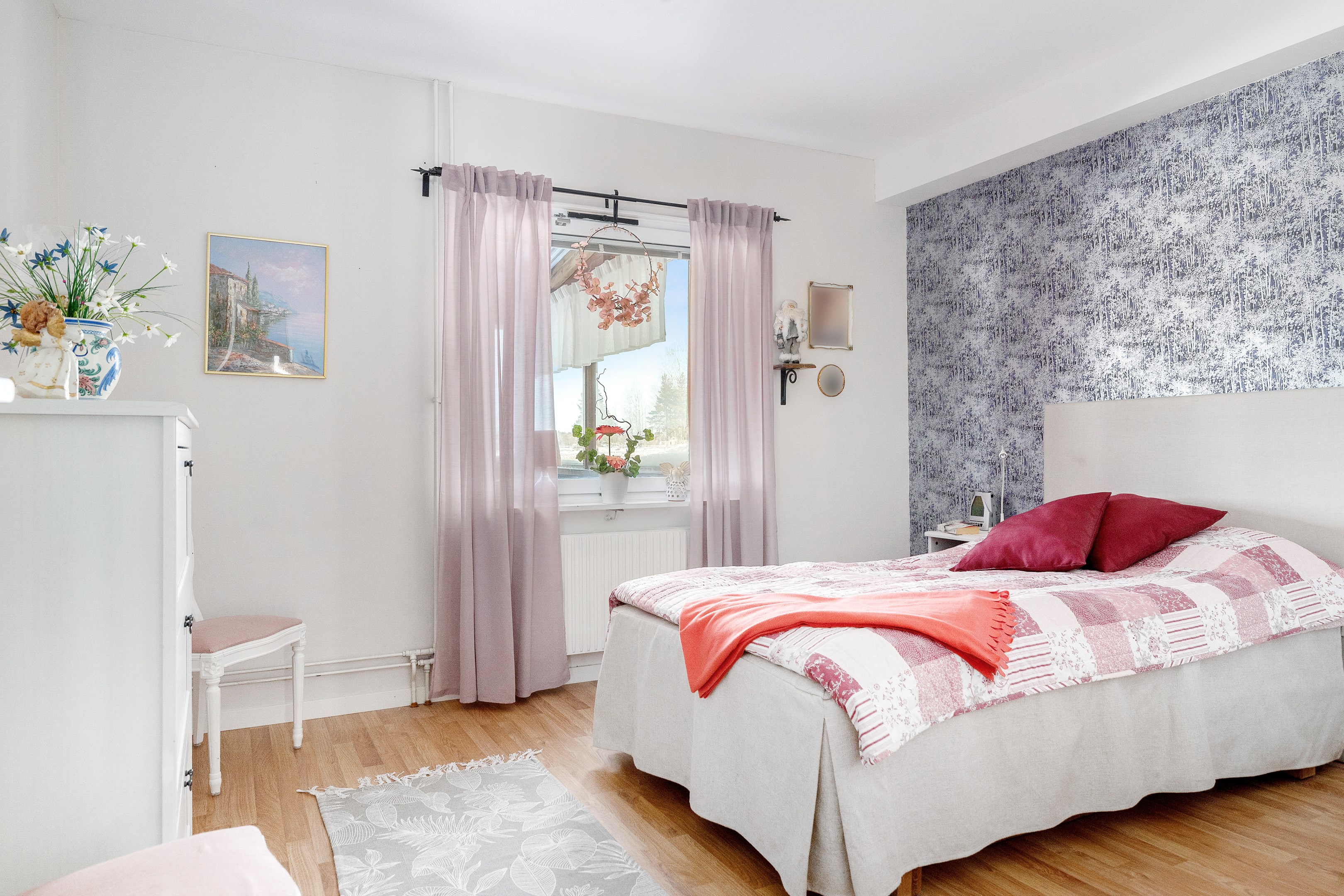 Bostadsbild från Vangsbyvägen 118, Såld i Vänge, Uppsala