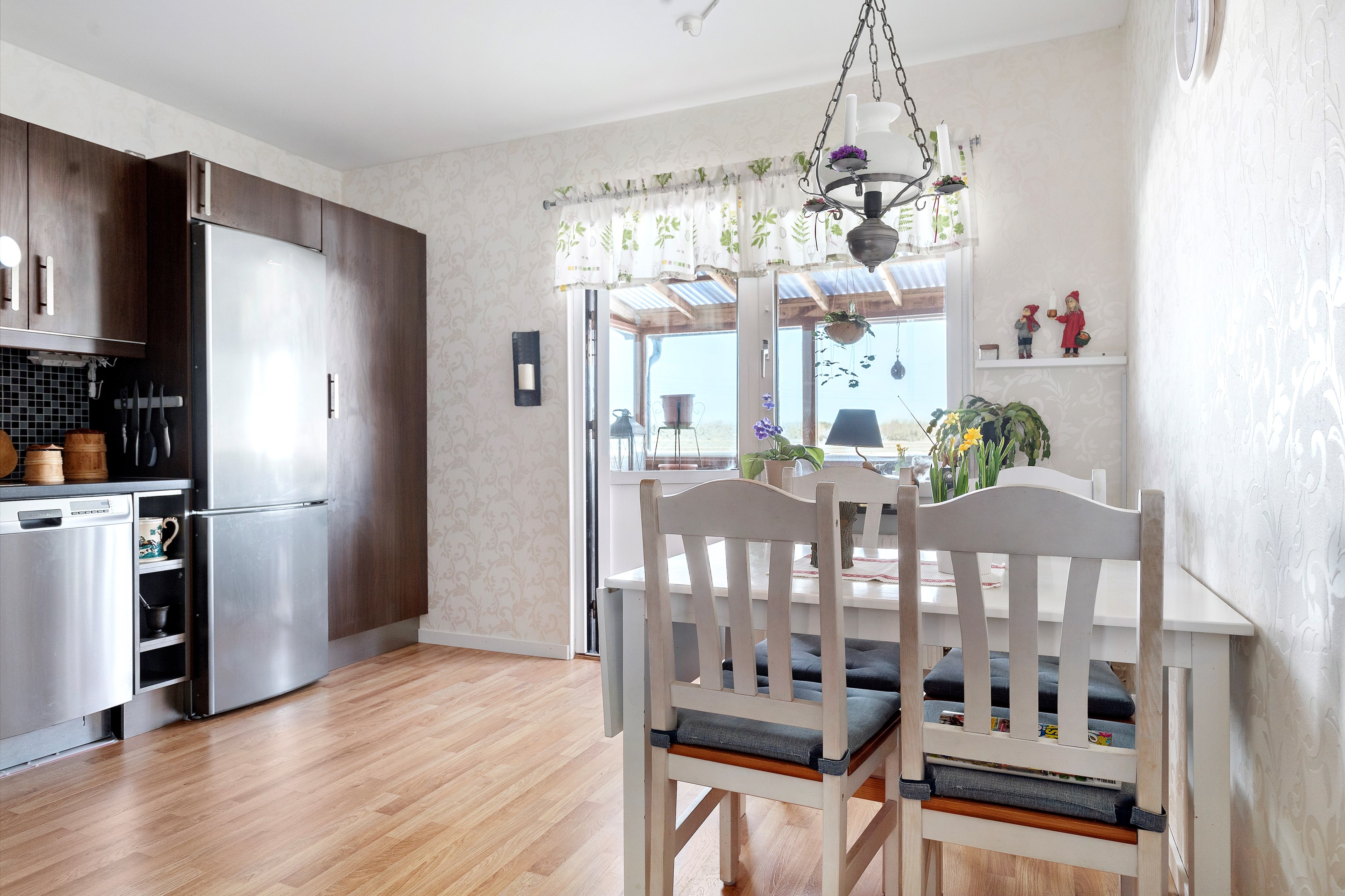 Bostadsbild från Vangsbyvägen 118, Såld i Vänge, Uppsala