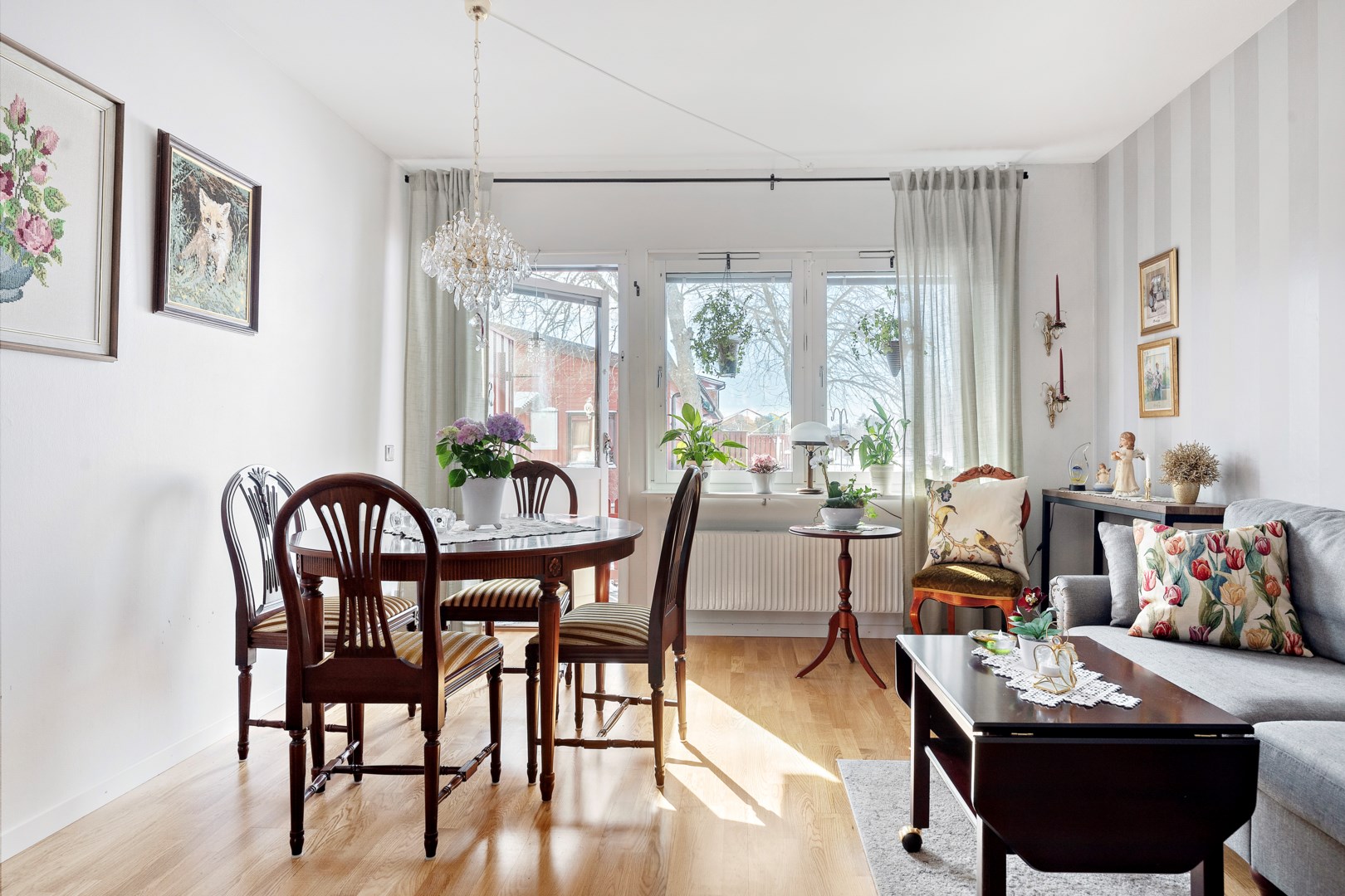 Bostadsbild från Vangsbyvägen 118, Såld i Vänge, Uppsala