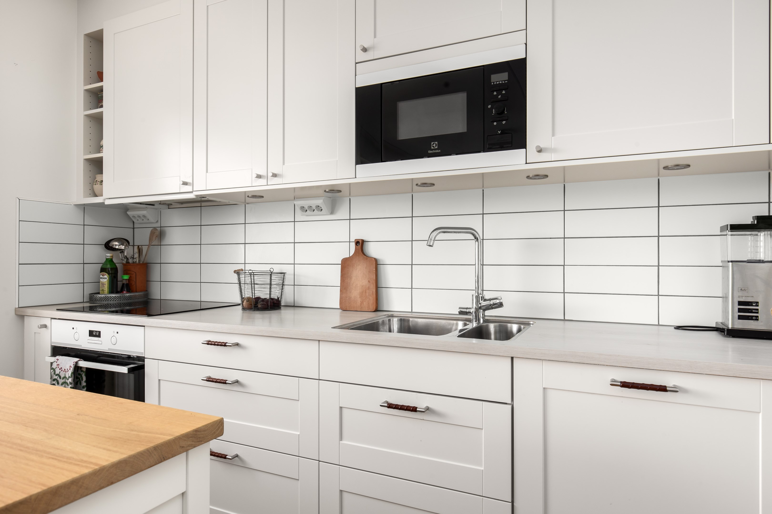 Bostadsbild från Hedenströms väg 15, 2 tr, Såld i Tollare, Nacka