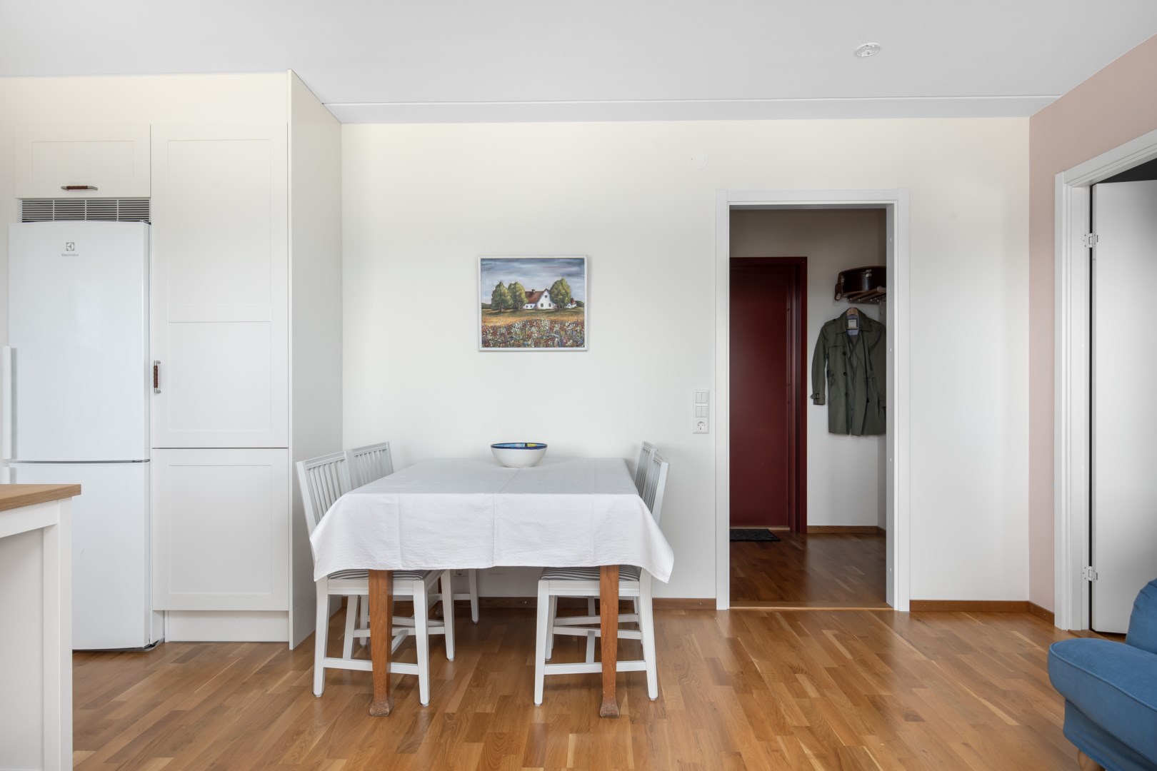 Bostadsbild från Hedenströms väg 15, 2 tr, Såld i Tollare, Nacka