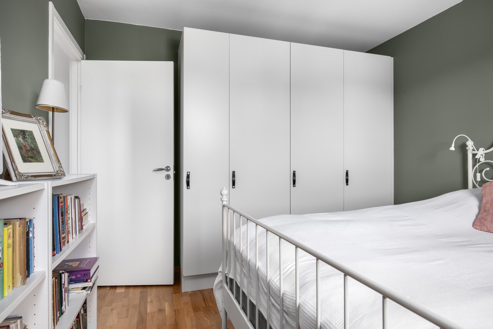 Bostadsbild från Hedenströms väg 15, 2 tr, Såld i Tollare, Nacka