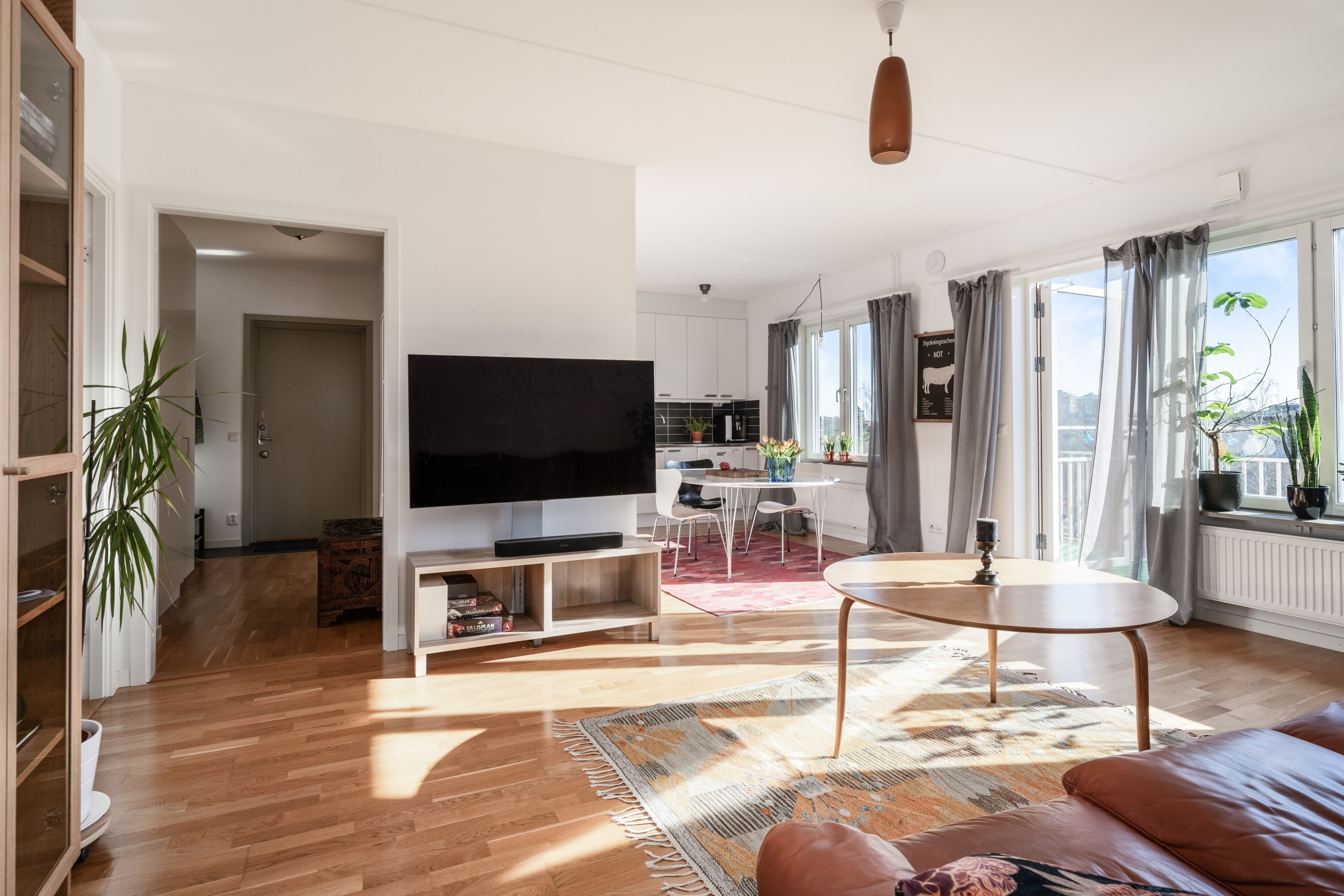 Bostadsbild från Melongatan 10, Såld i Hässelby Strand, Stockholm