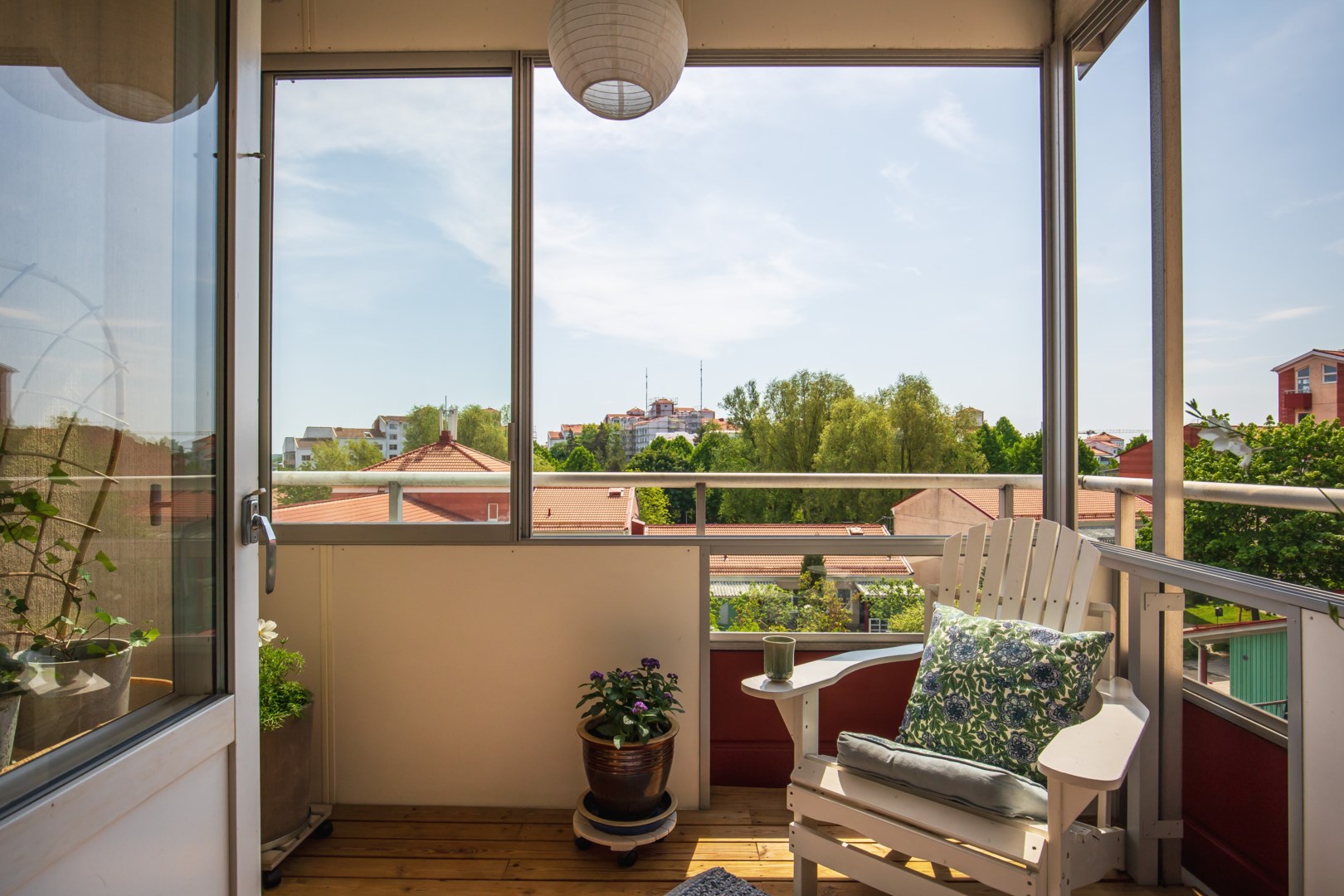 Bostadsbild från Landåvägen 45, 3/3tr, Såld i Jarlaberg, Nacka