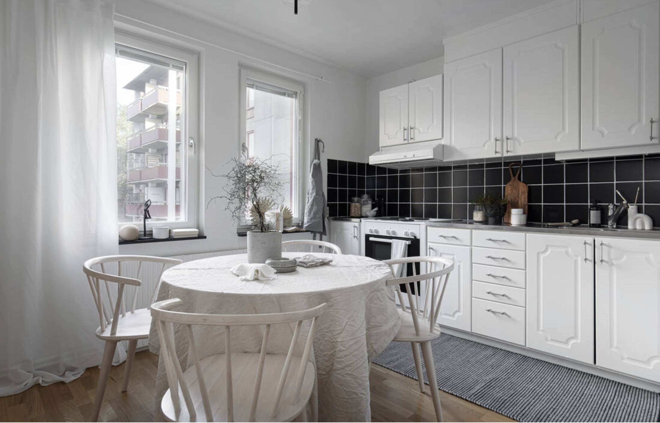 Bostadsbild från Skarpövägen 15, 1 tr, Såld i Västra Orminge, Nacka