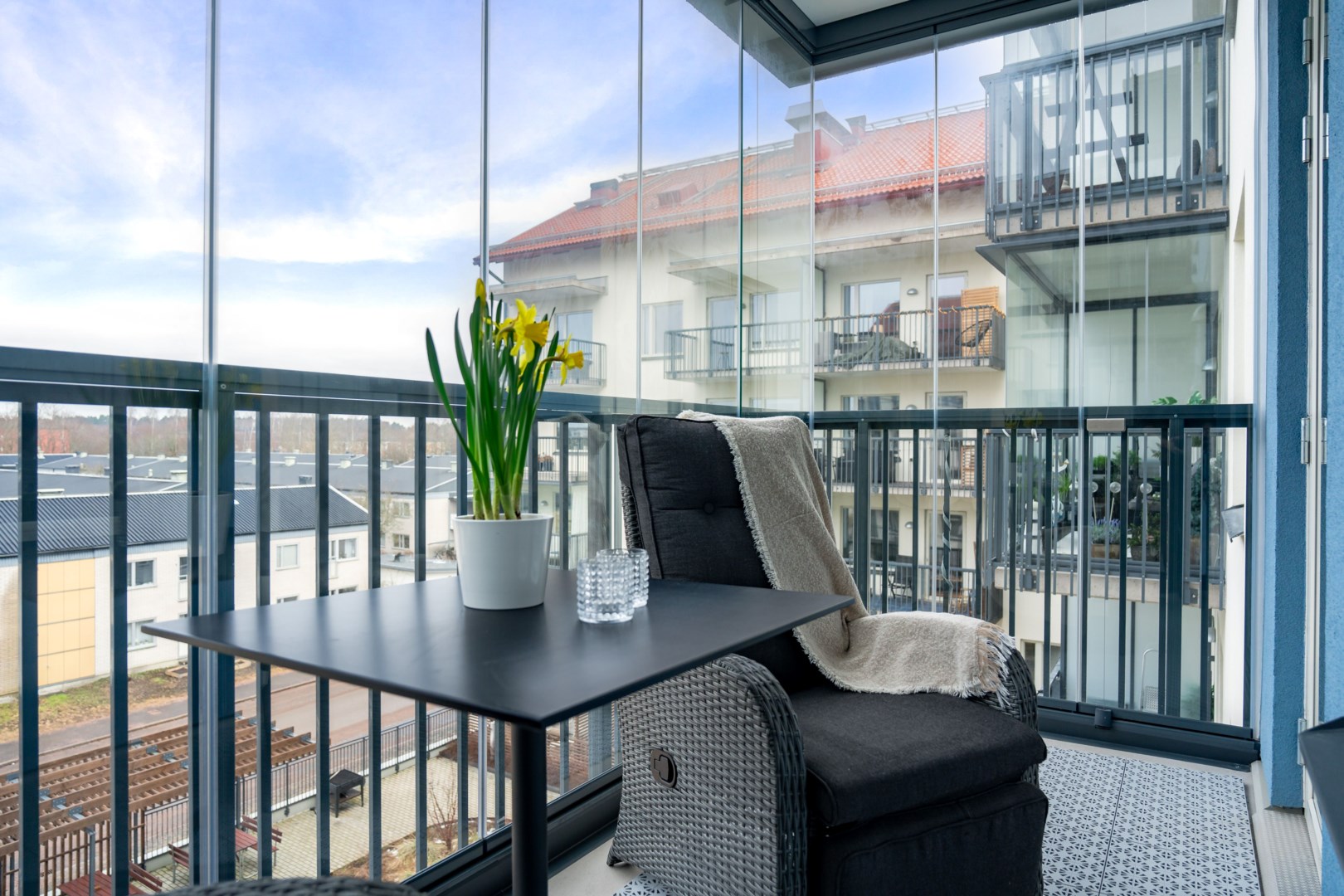 Bostadsbild från Råbyvägen 82, Såld i Kapellgärdet, Uppsala