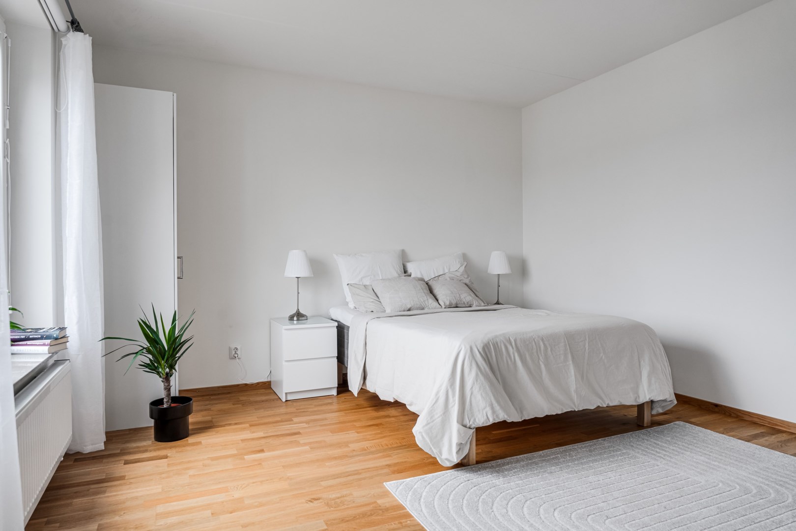 Bostadsbild från Råbyvägen 82, Såld i Kapellgärdet, Uppsala