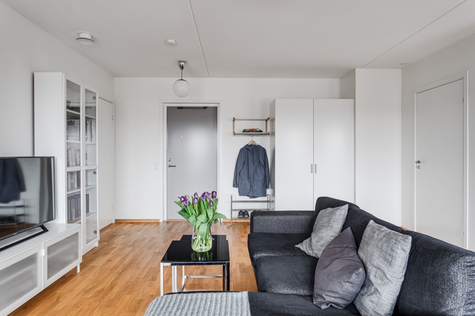 Bostadsbild från Råbyvägen 82, Såld i Kapellgärdet, Uppsala