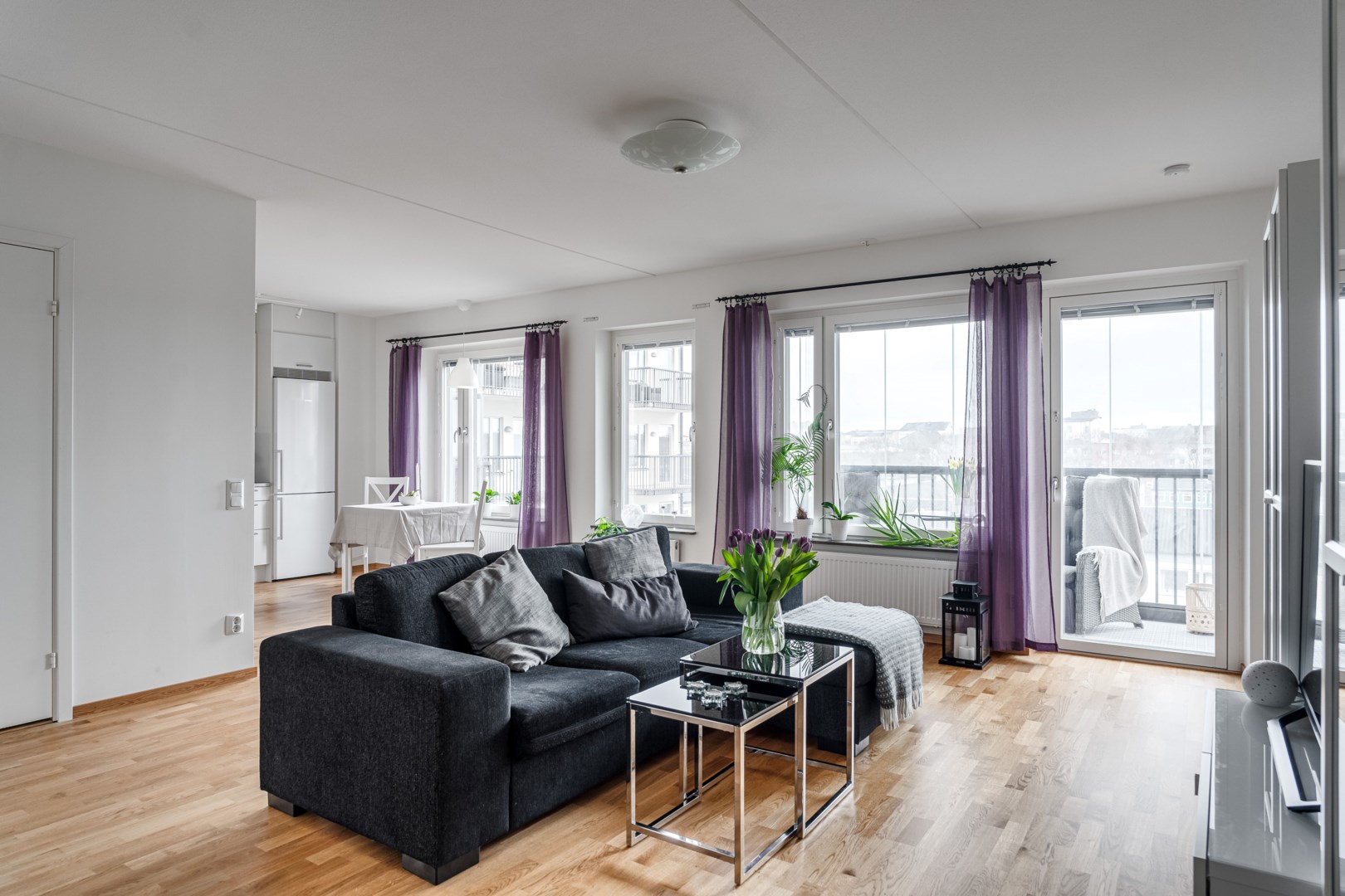 Bostadsbild från Råbyvägen 82, Såld i Kapellgärdet, Uppsala