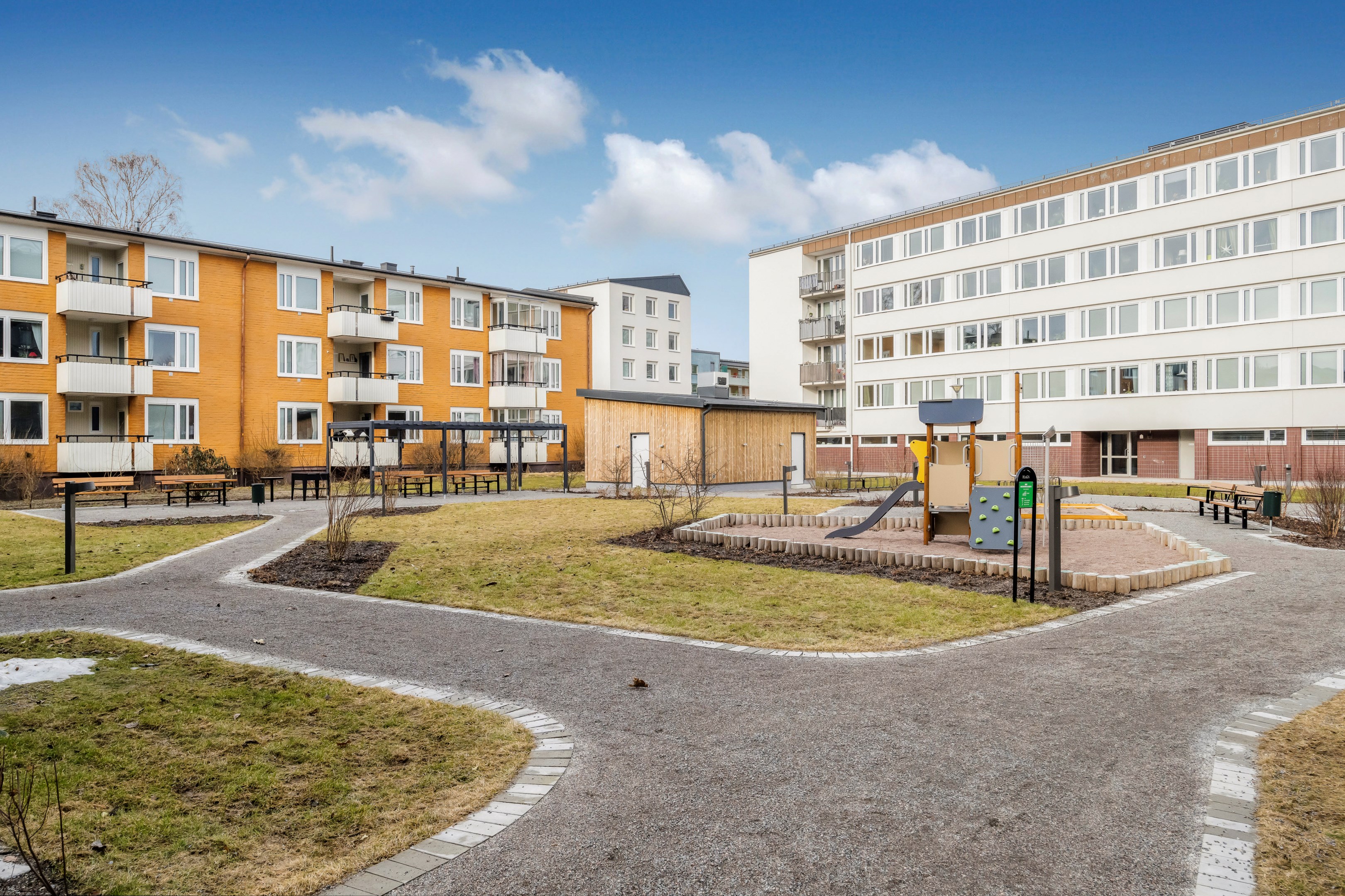 Bostadsbild från Gränby bilgata 28, Såld i Gränby, Uppsala