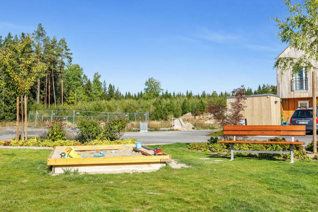 Bostadsbild från Stratusvägen 18, Såld i Fullerö, Uppsala