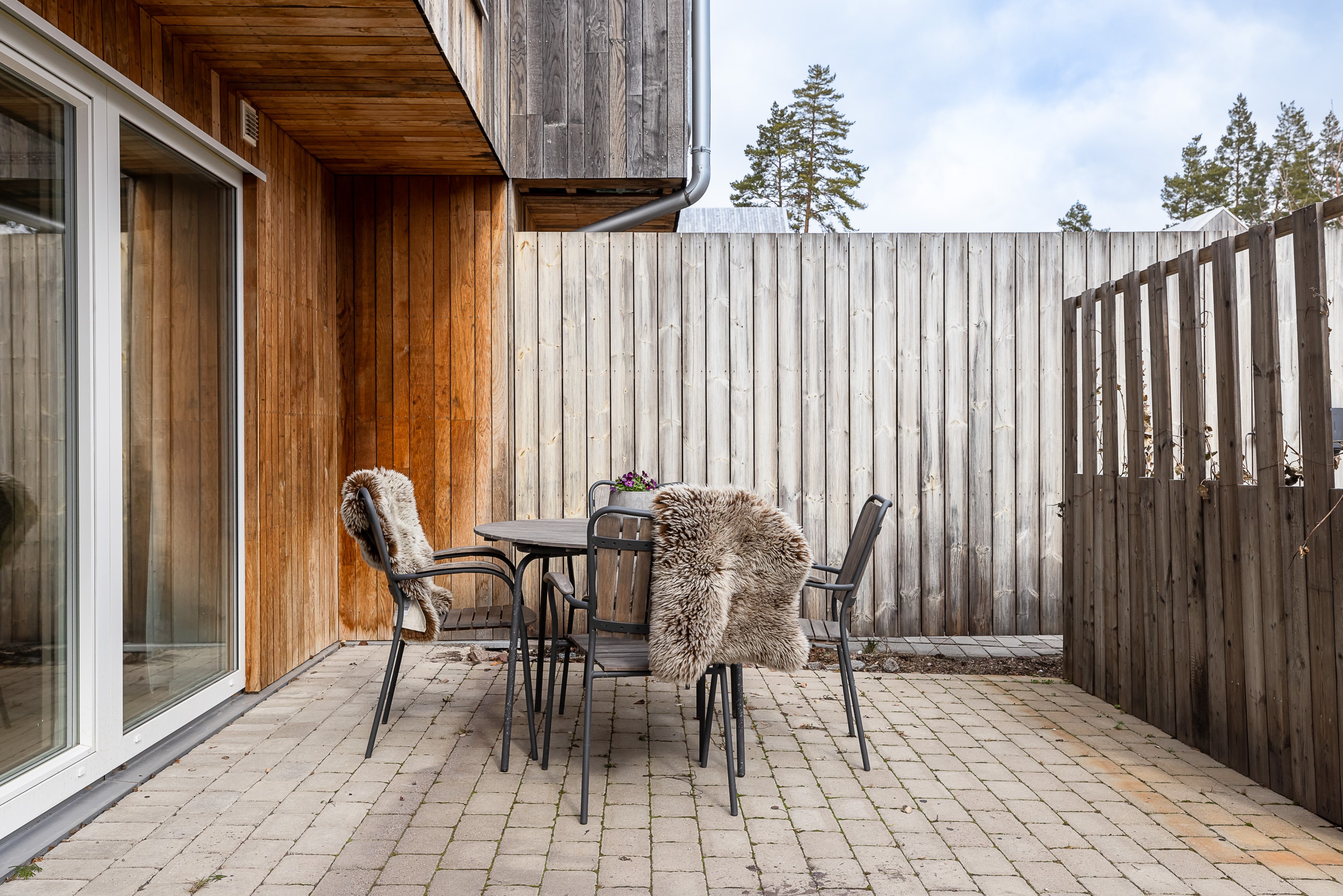 Bostadsbild från Stratusvägen 18, Såld i Fullerö, Uppsala