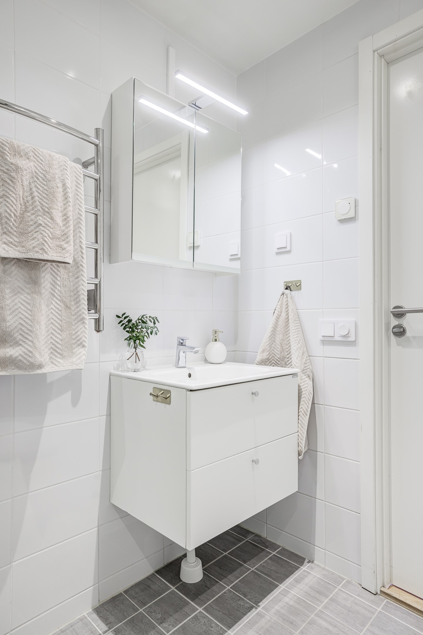 Bostadsbild från Stratusvägen 18, Såld i Fullerö, Uppsala