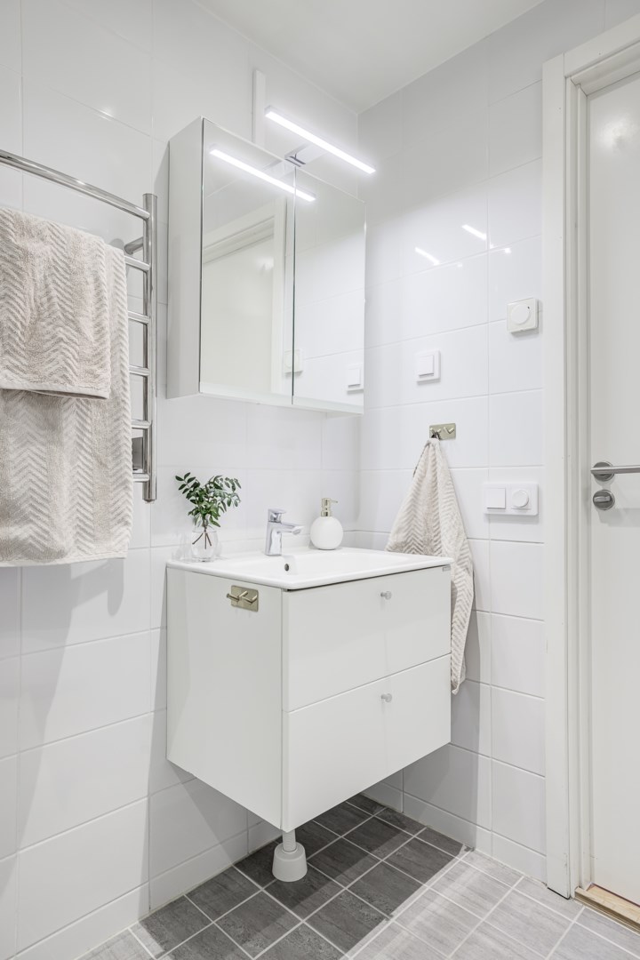 Bostadsbild från Stratusvägen 18, Såld i Fullerö, Uppsala