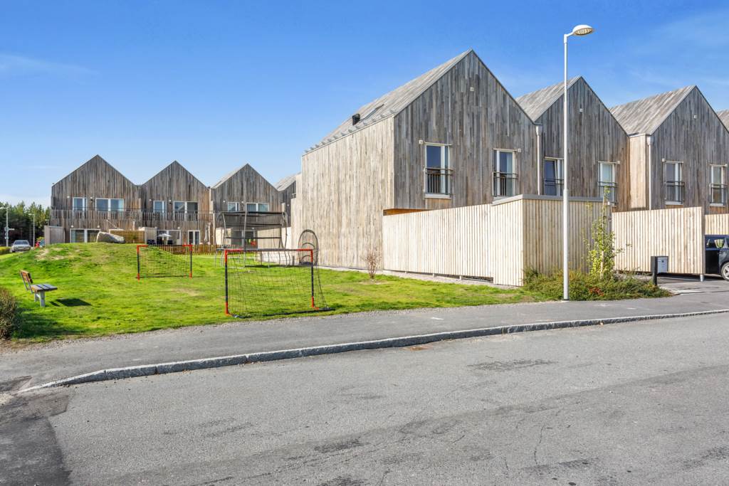 Bostadsbild från Stratusvägen 18, Såld i Fullerö, Uppsala