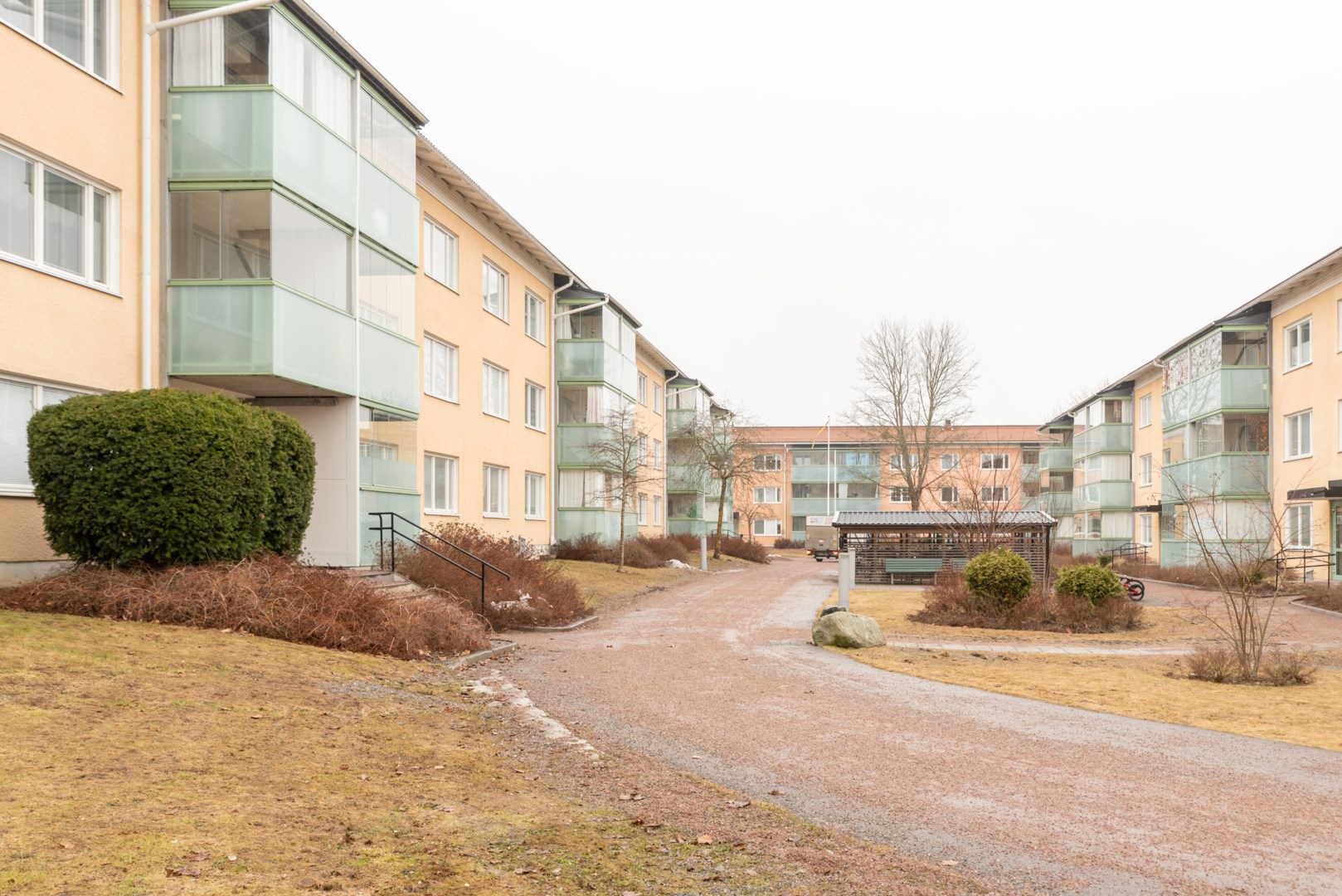 Bostadsbild från Flisavägen 38, Såld i Bjurhovda, Västerås