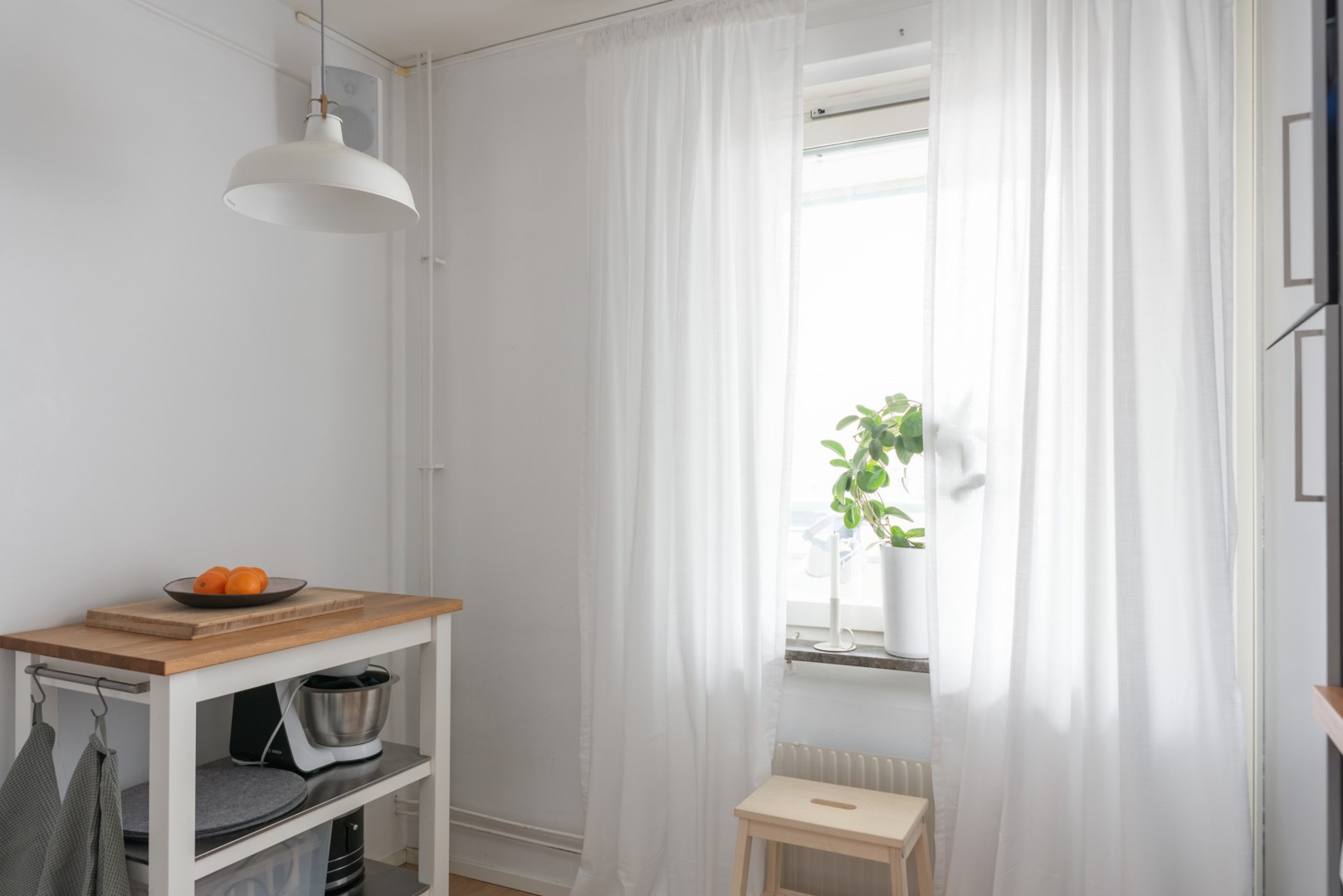 Bostadsbild från Flisavägen 38, Såld i Bjurhovda, Västerås