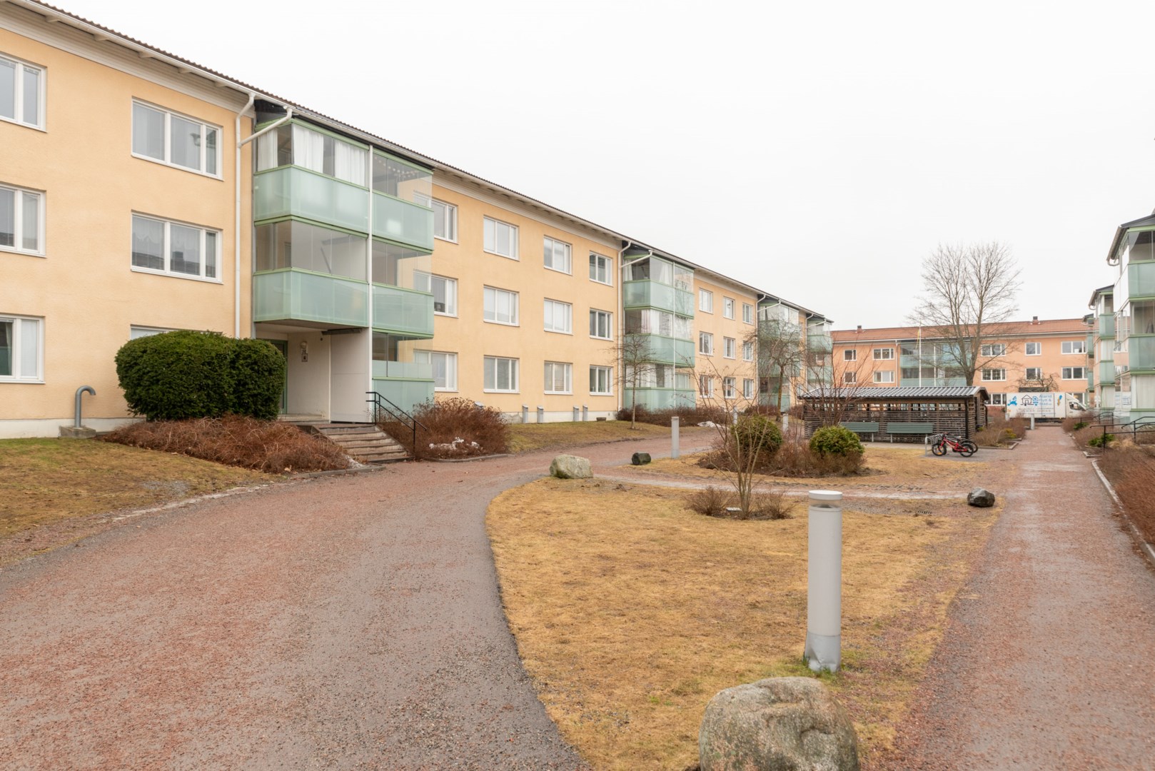 Bostadsbild från Flisavägen 38, Såld i Bjurhovda, Västerås