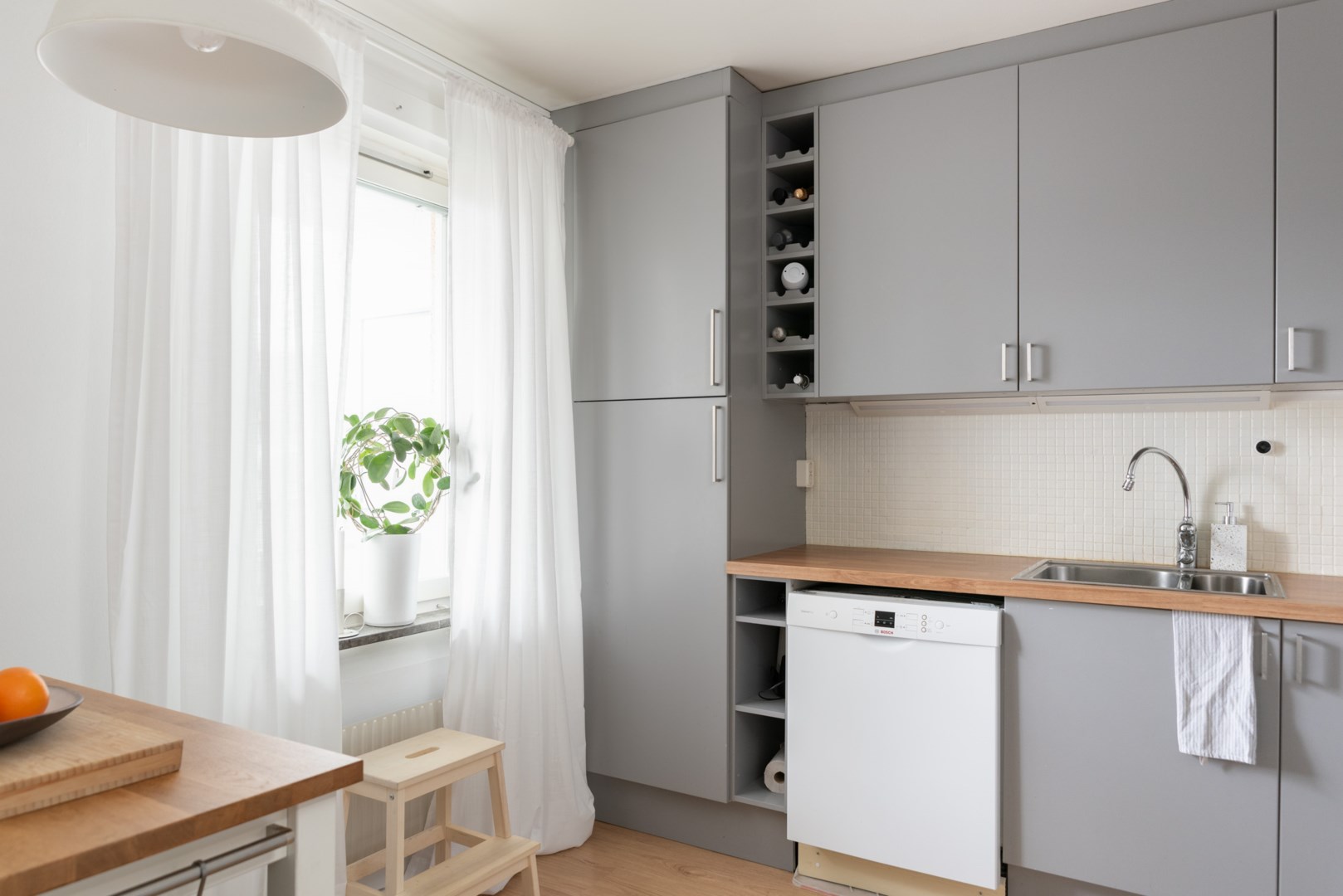 Bostadsbild från Flisavägen 38, Såld i Bjurhovda, Västerås