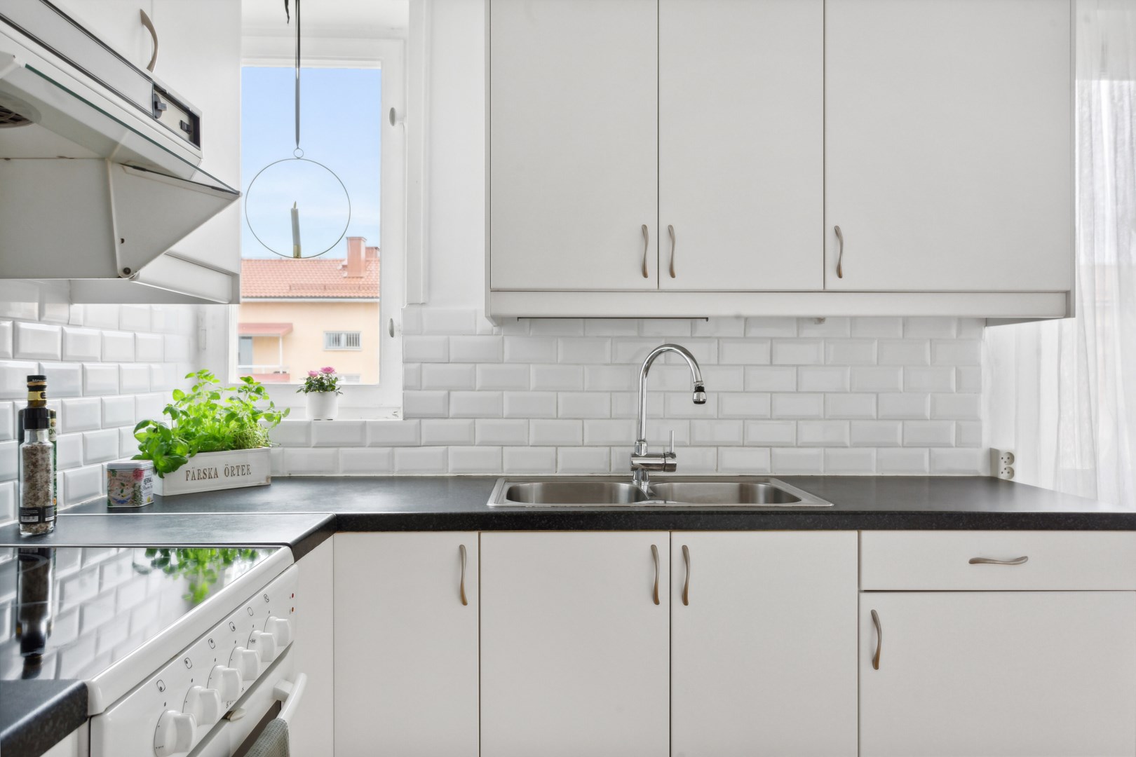 Bostadsbild från Kinnekullevägen 53, 2 tr, Såld i Bromma - Traneberg, Stockholm