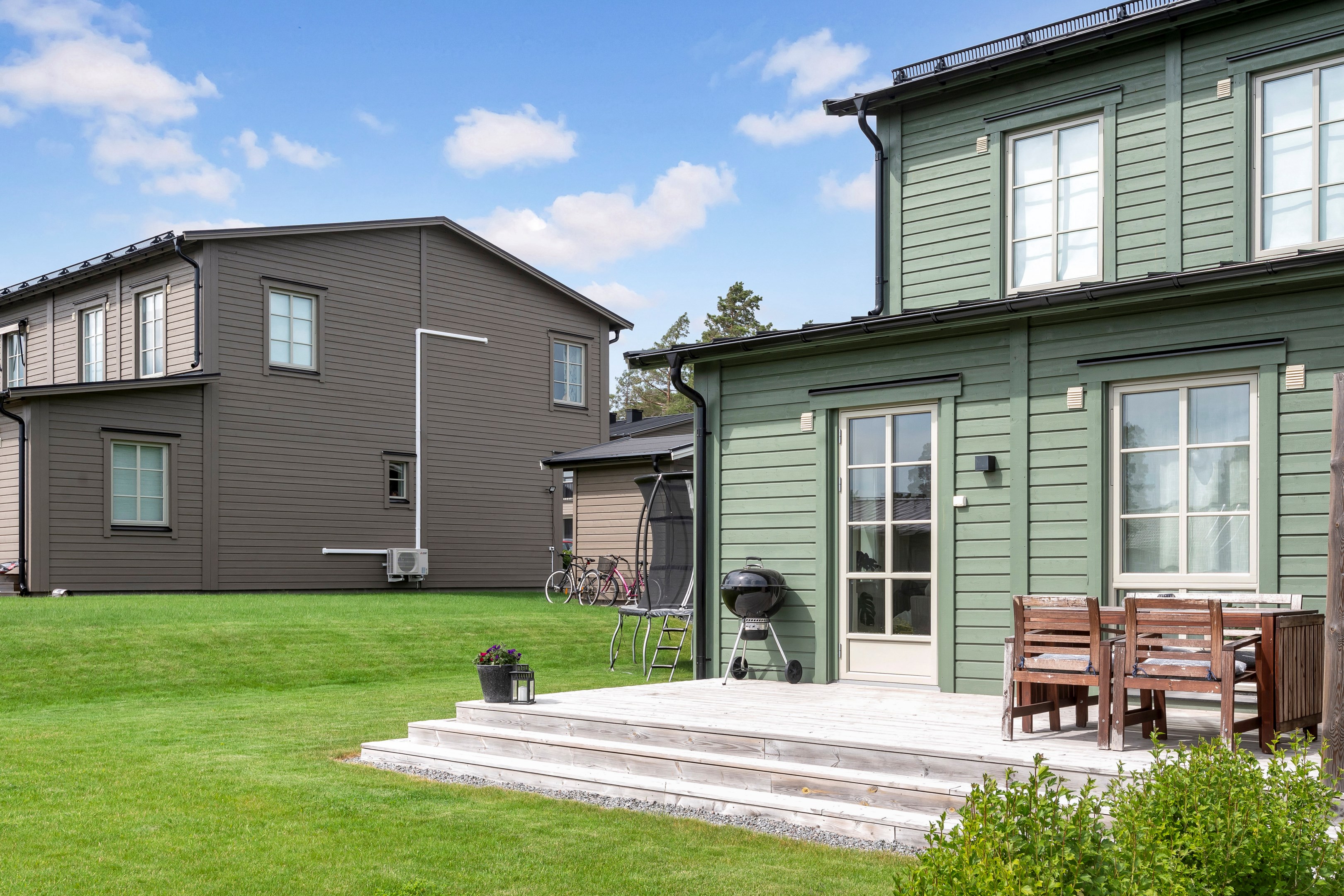 Bostadsbild från Poppelbladsvägen 13A, Till salu i Skölsta, Uppsala