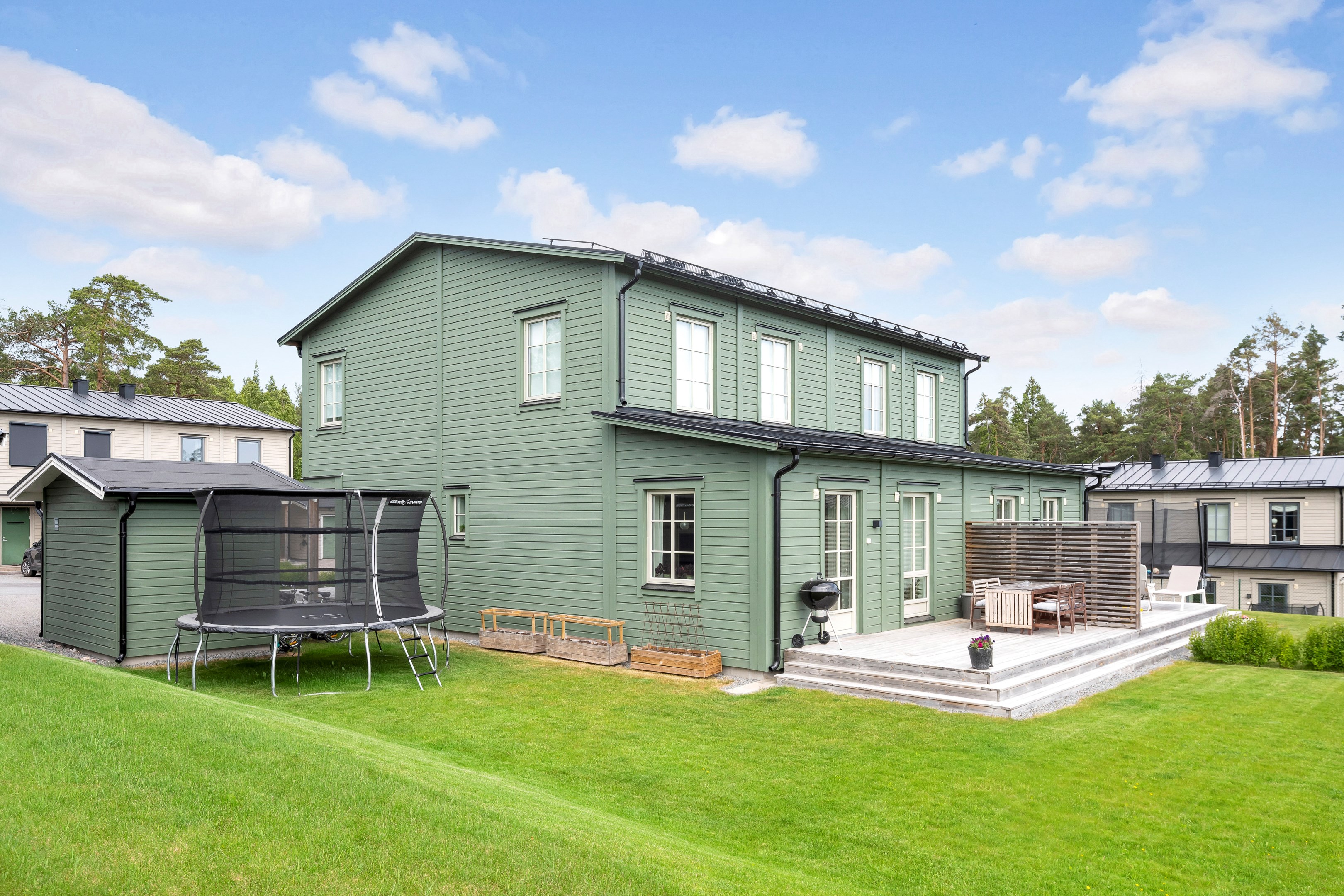 Bostadsbild från Poppelbladsvägen 13A, Till salu i Skölsta, Uppsala