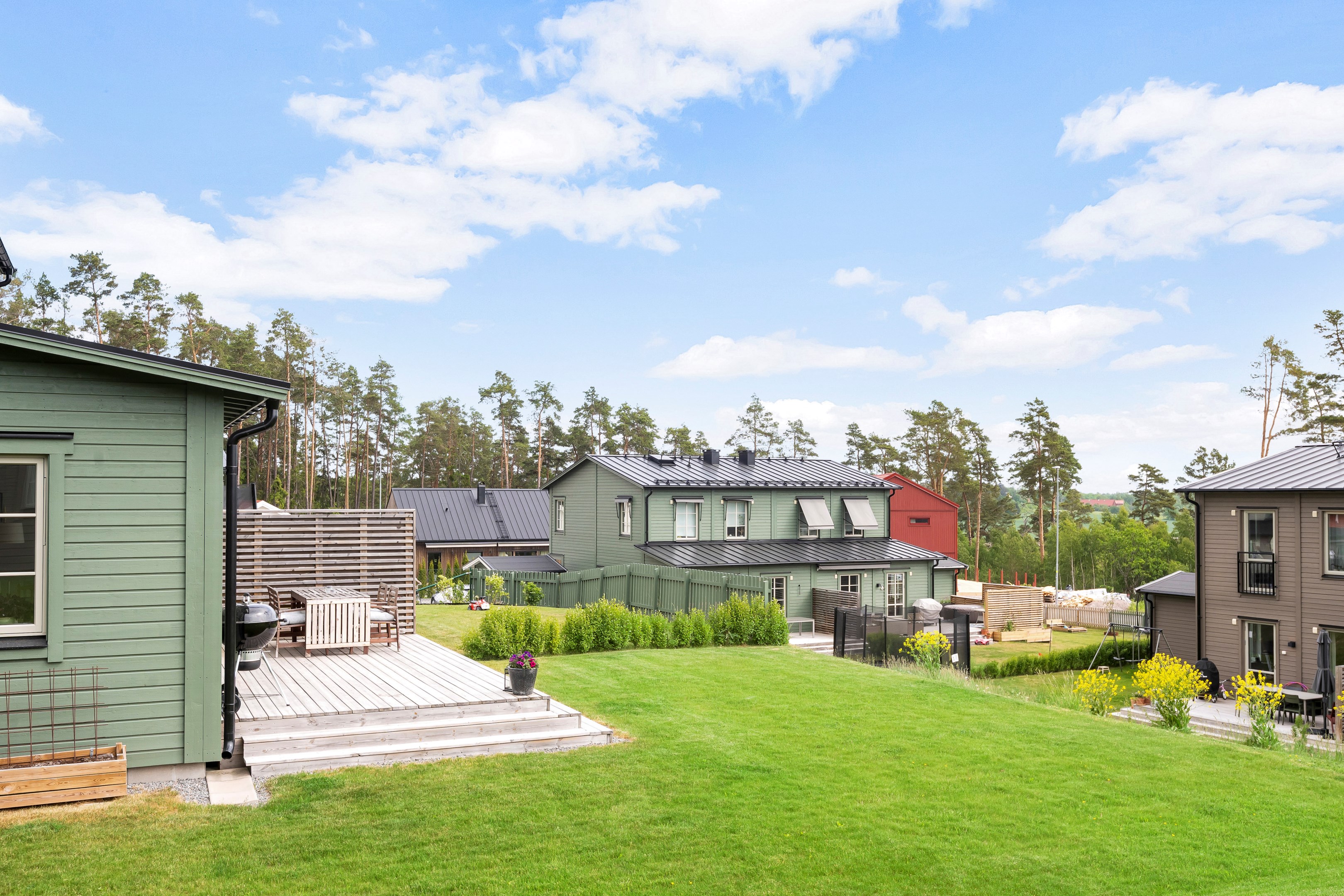 Bostadsbild från Poppelbladsvägen 13A, Till salu i Skölsta, Uppsala