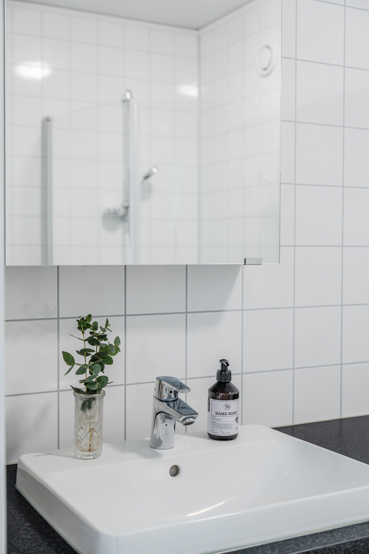 Bostadsbild från Poppelbladsvägen 13A, Till salu i Skölsta, Uppsala