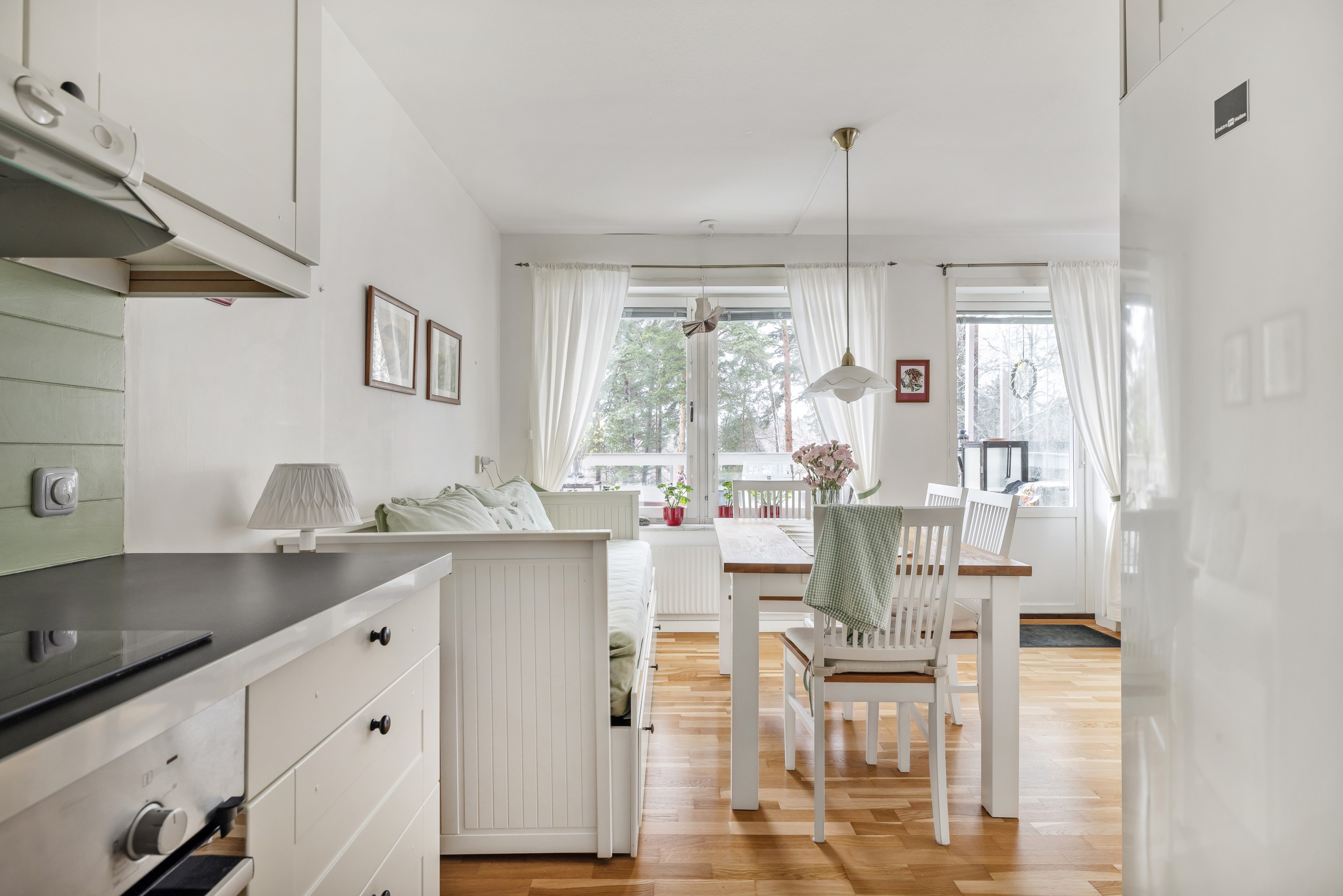 Bostadsbild från Hugo alfvéns väg 4, Snart till salu i Valsätra, Uppsala