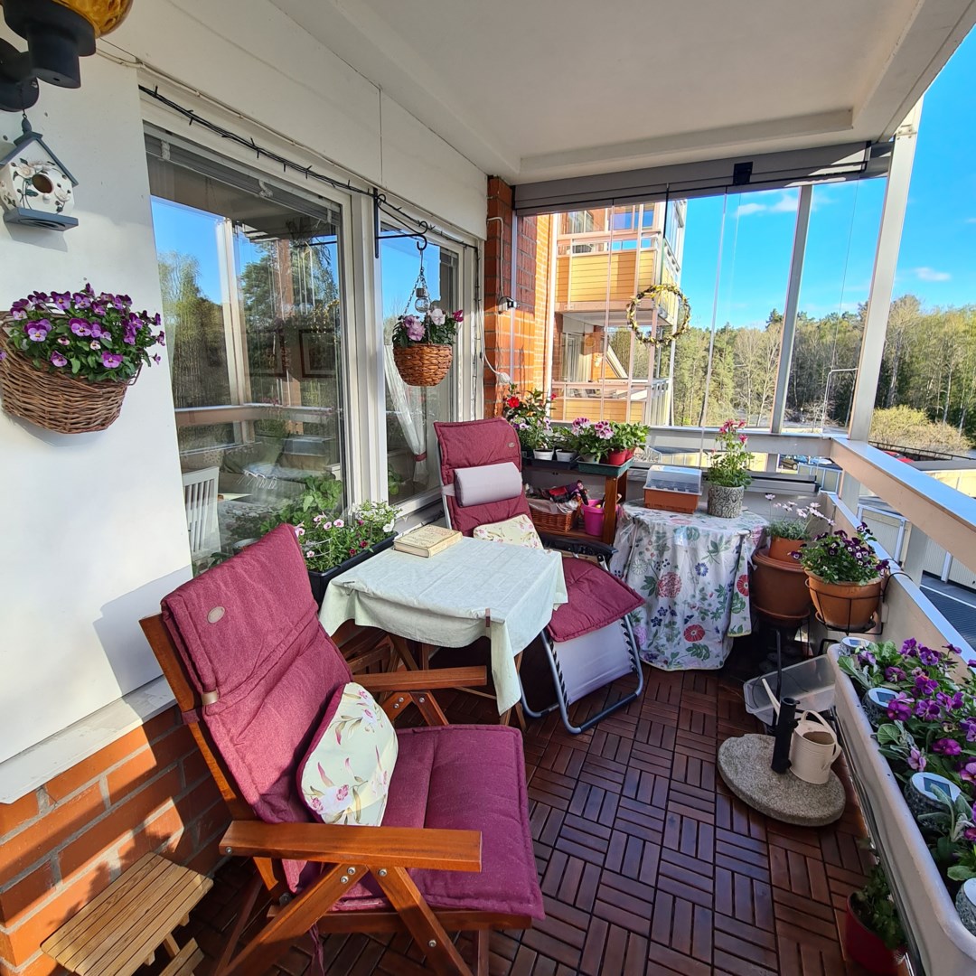 Bostadsbild från Hugo alfvéns väg 4, Snart till salu i Valsätra, Uppsala