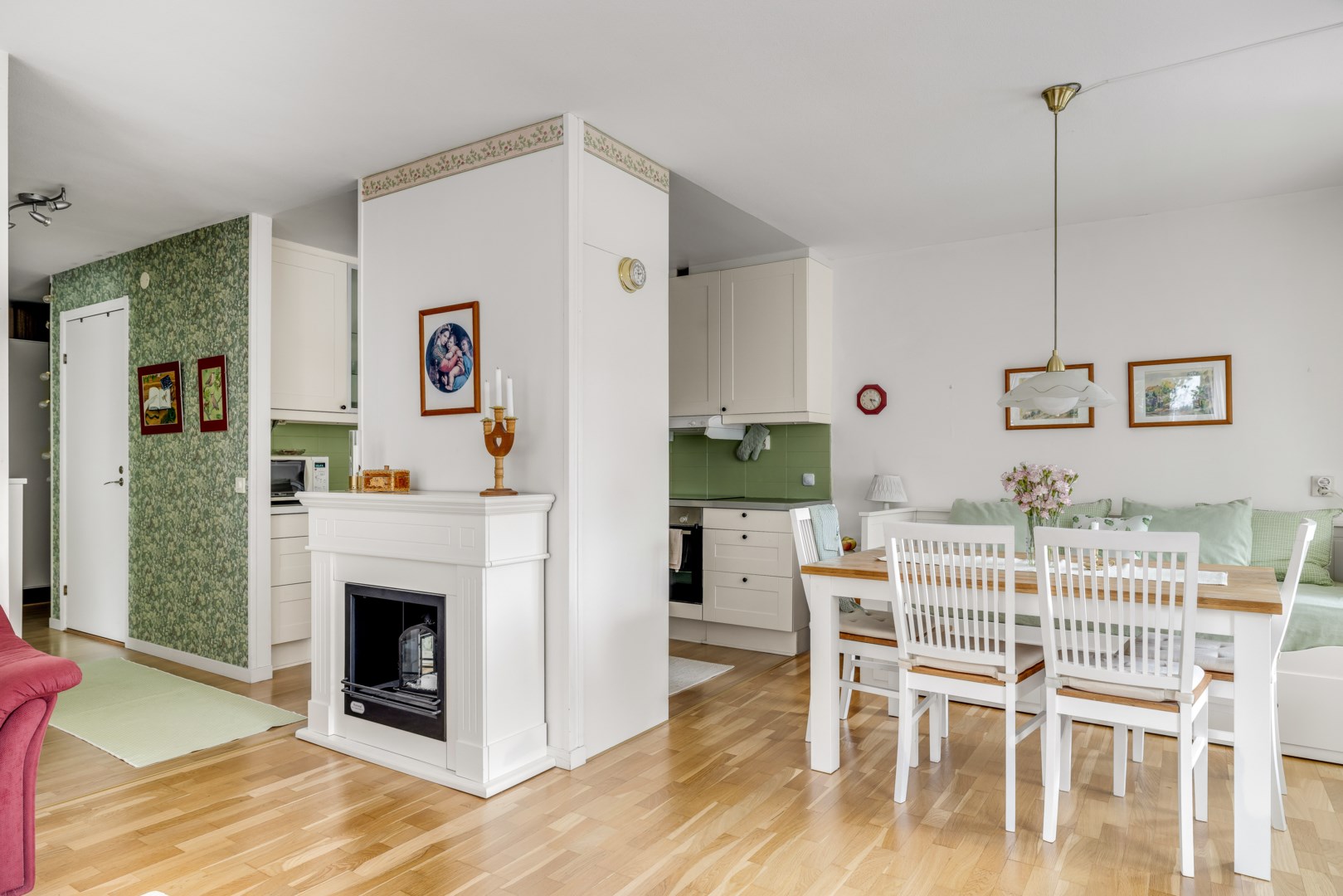 Bostadsbild från Hugo alfvéns väg 4, Snart till salu i Valsätra, Uppsala