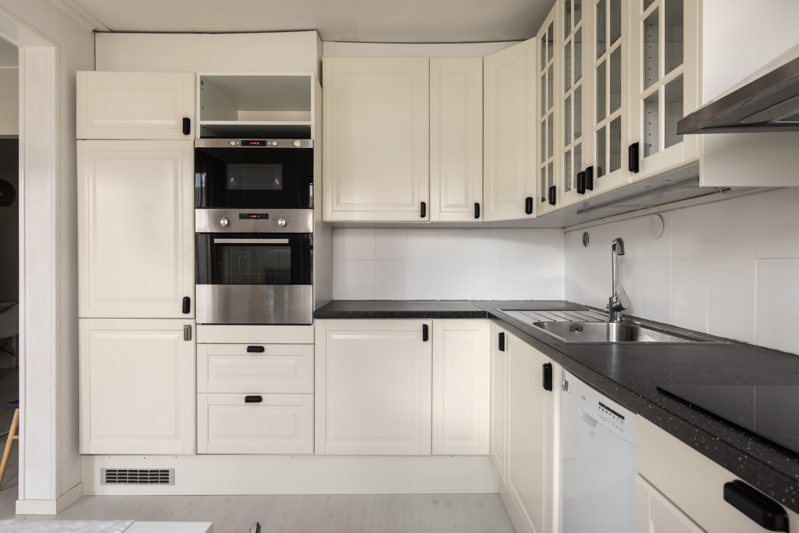 Bostadsbild från Skarpövägen 37, Såld i Västra Orminge, Nacka