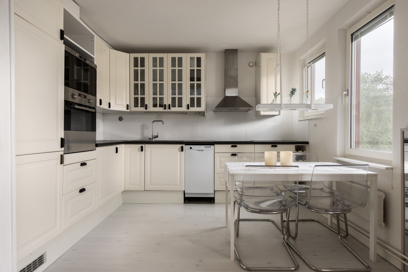 Bostadsbild från Skarpövägen 37, Såld i Västra Orminge, Nacka