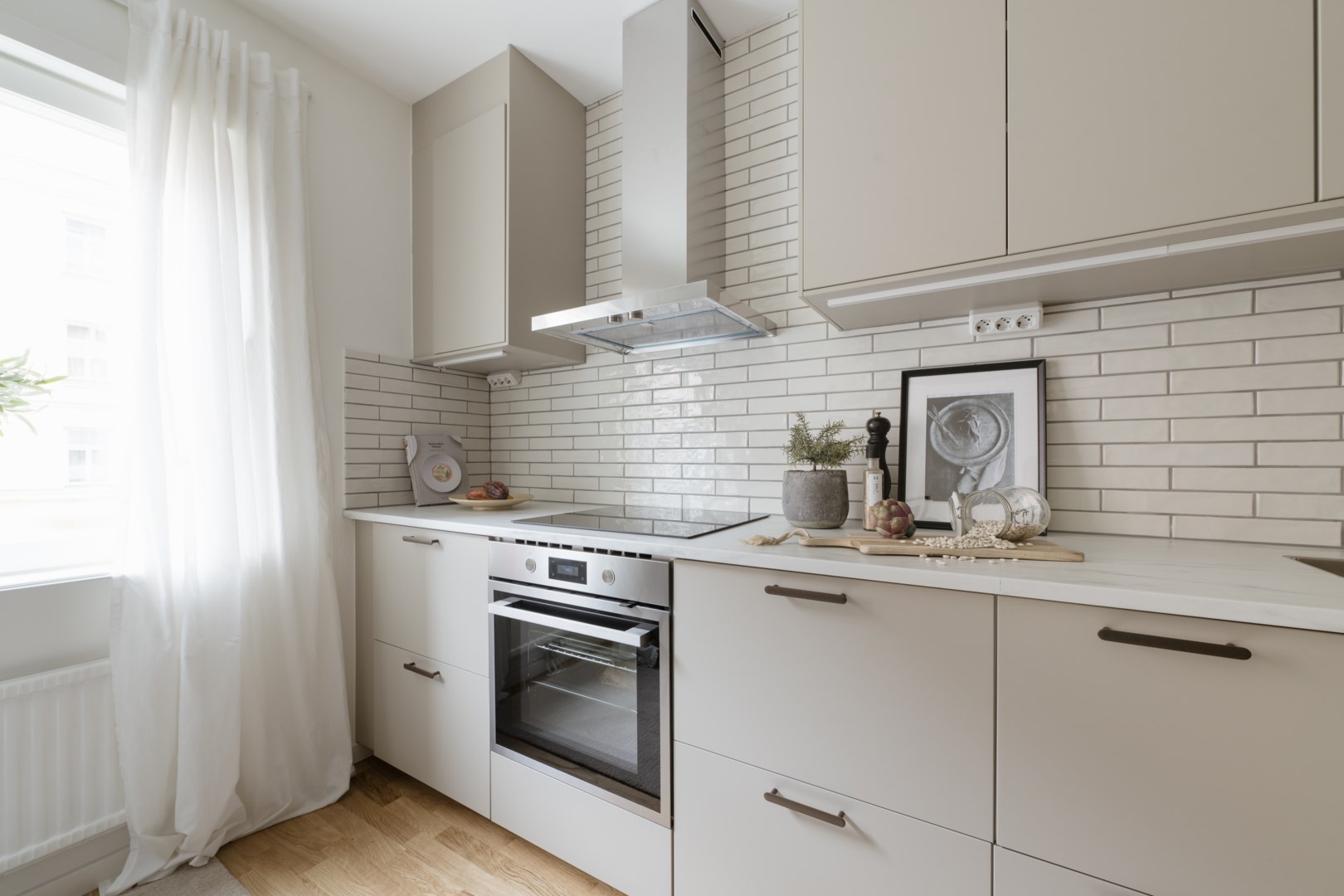 Bostadsbild från Roslagsgatan 24, 2tr, Såld i Vasastan - Sibirien, Stockholm