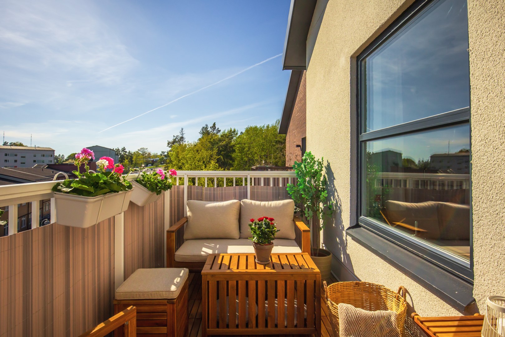 Bostadsbild från Tollare Ängsväg 26, 4/4tr, Såld i Tollare, Nacka