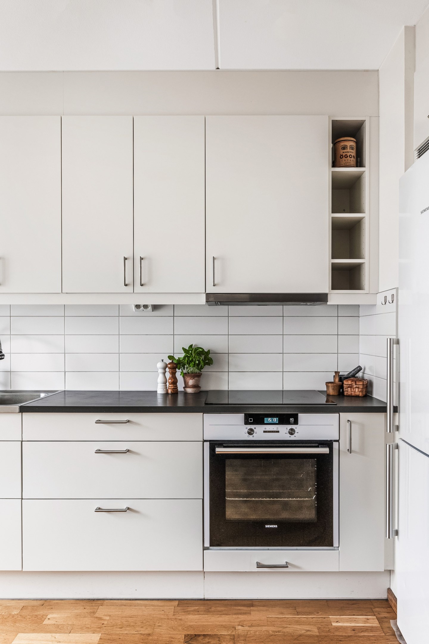 Bostadsbild från Råbyvägen 72, Såld i Kapellgärdet, Uppsala