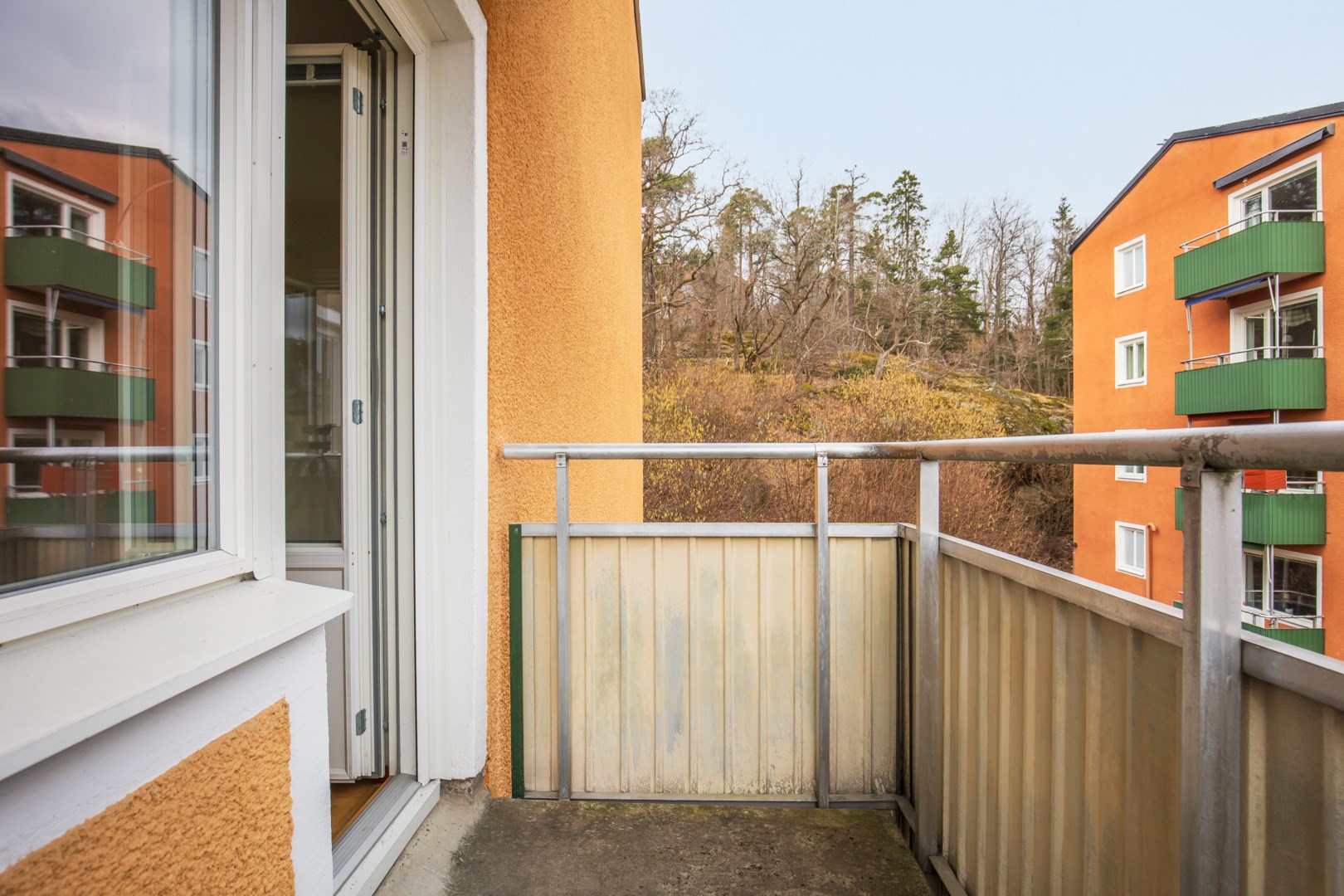 Bostadsbild från Beckasinvägen 33, Såld i Saltängen, Nacka