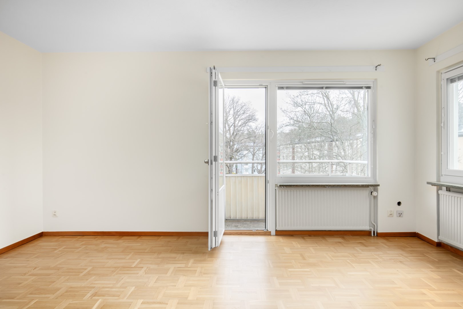 Bostadsbild från Beckasinvägen 33, Såld i Saltängen, Nacka